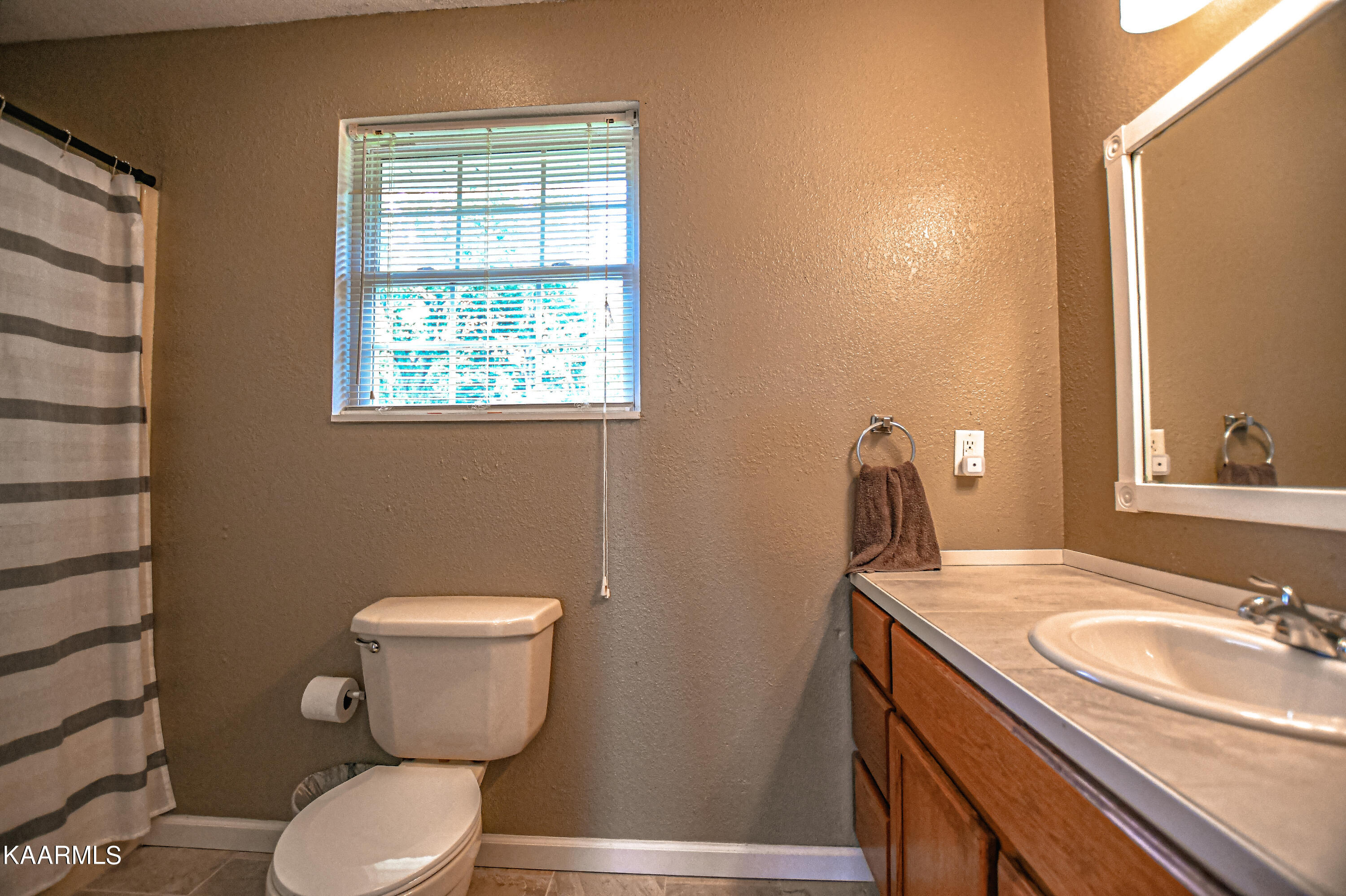 187 Sandy Circle, LaFollette