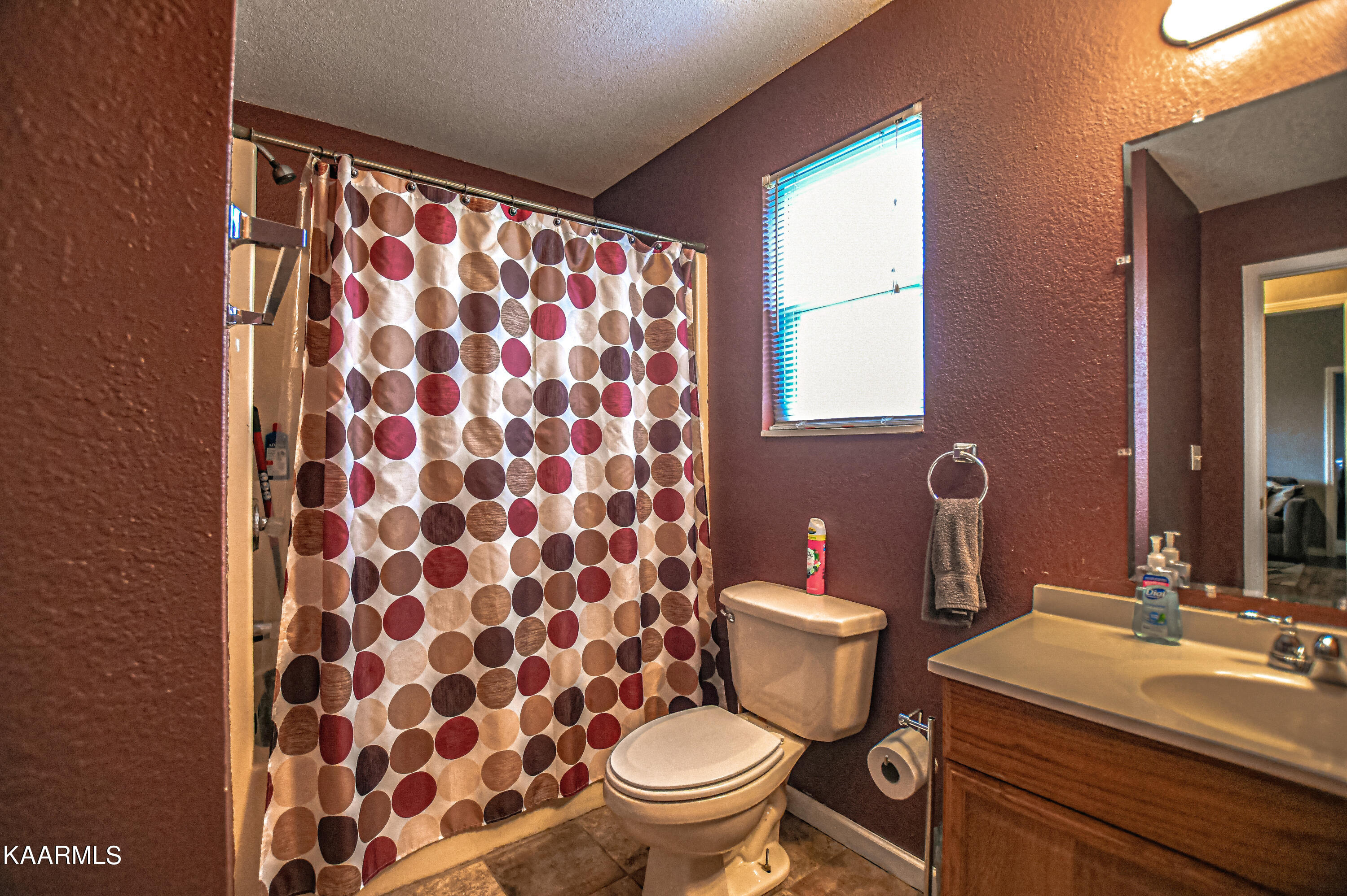 187 Sandy Circle, LaFollette