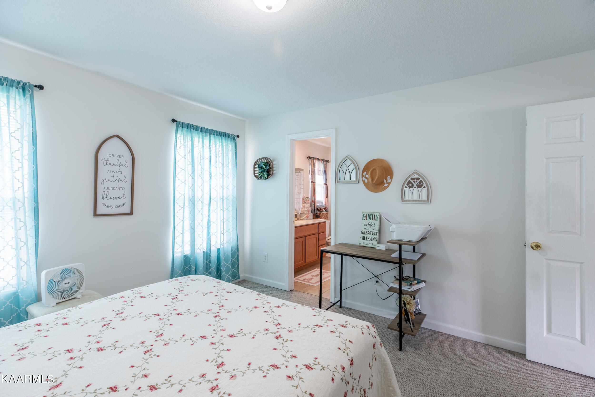 202 Sandy Circle, LaFollette