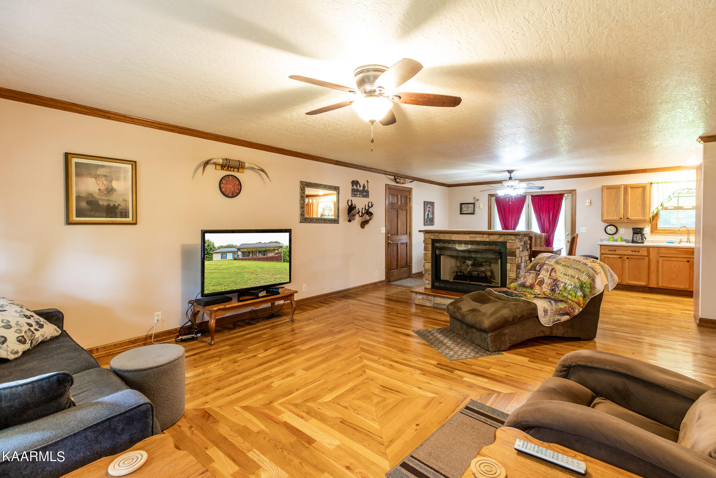 399 Lynch Hollow Rd, LaFollette