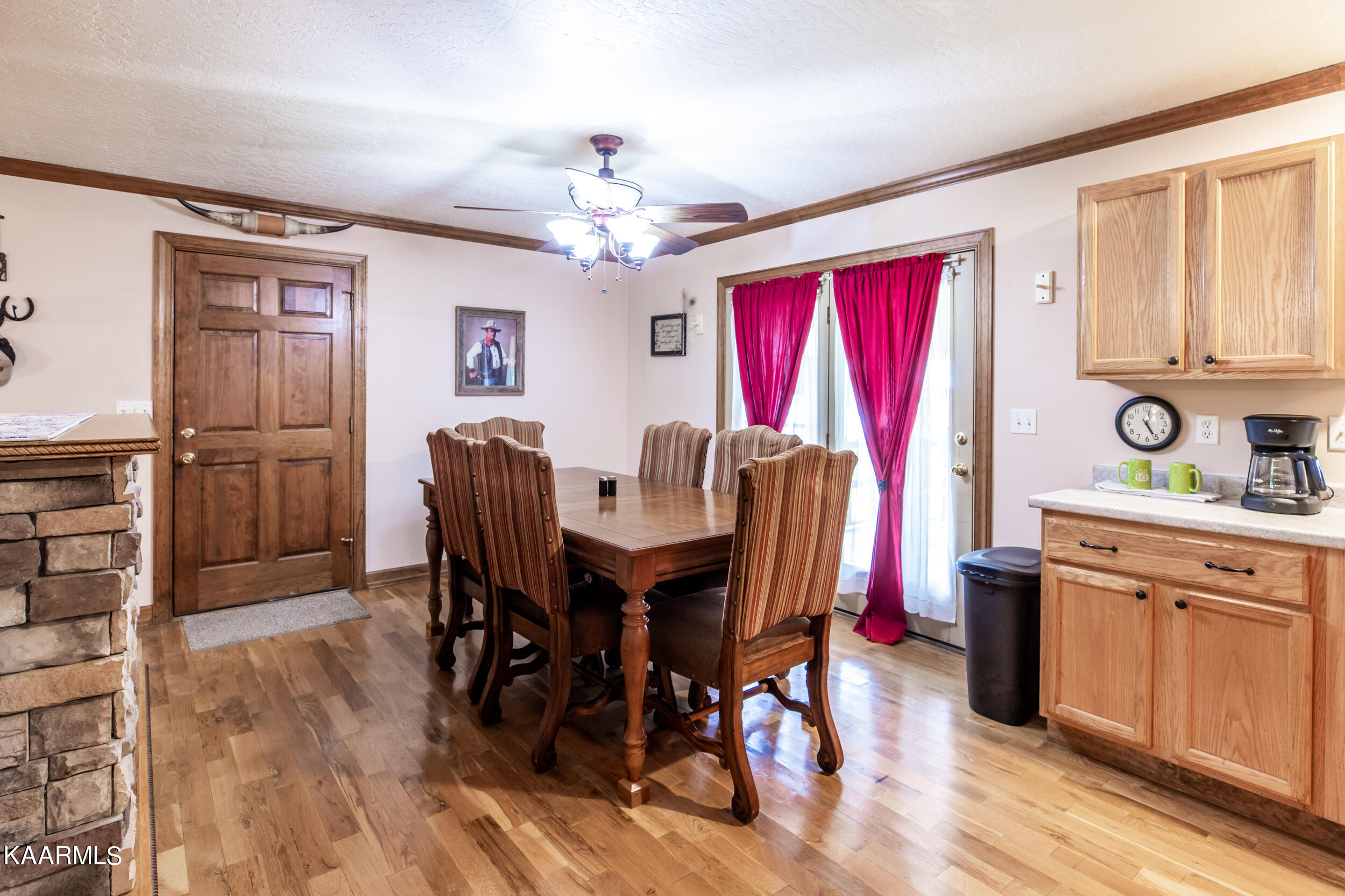 399 Lynch Hollow Rd, LaFollette