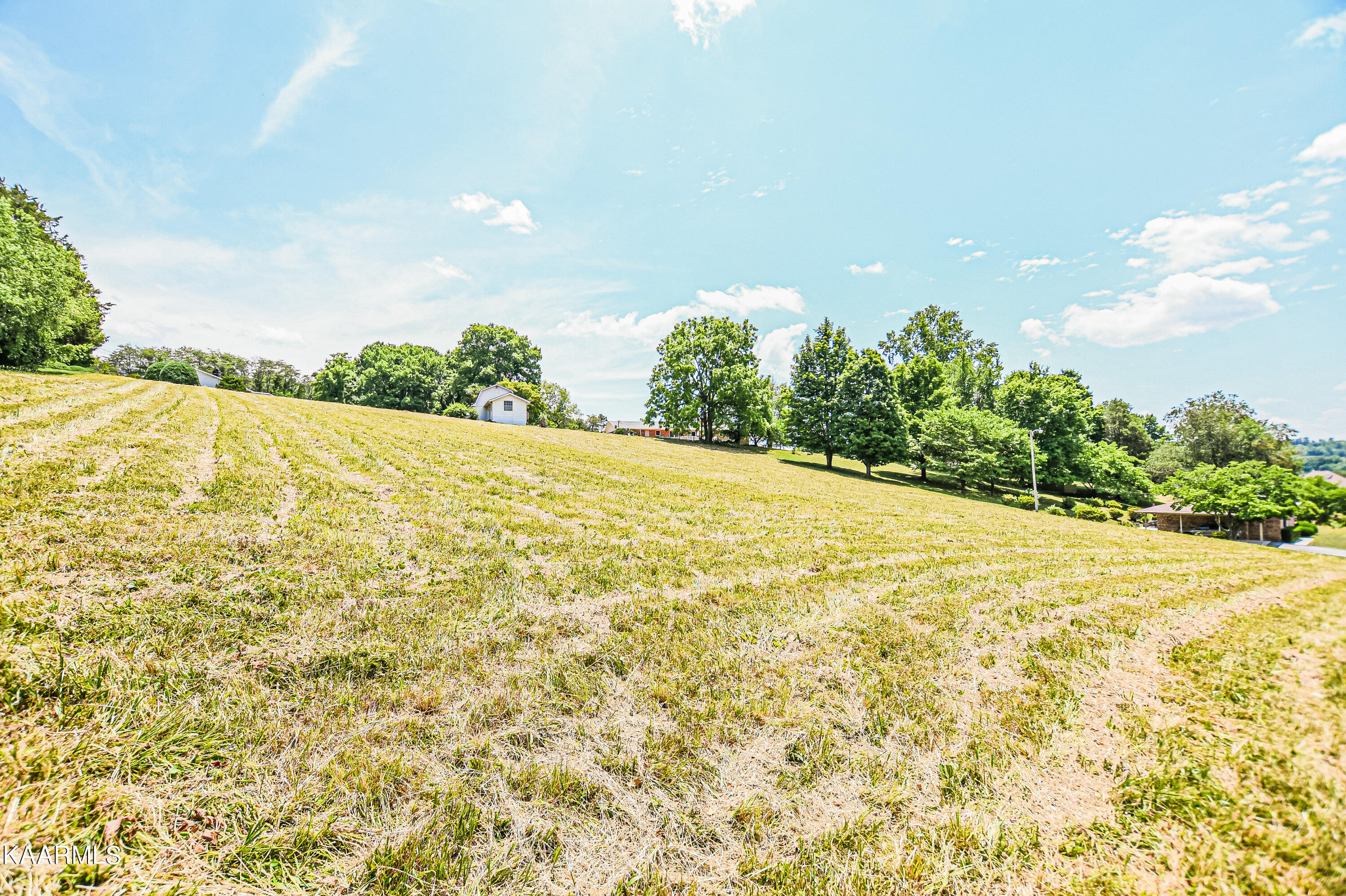 Fairway Drive, LaFollette