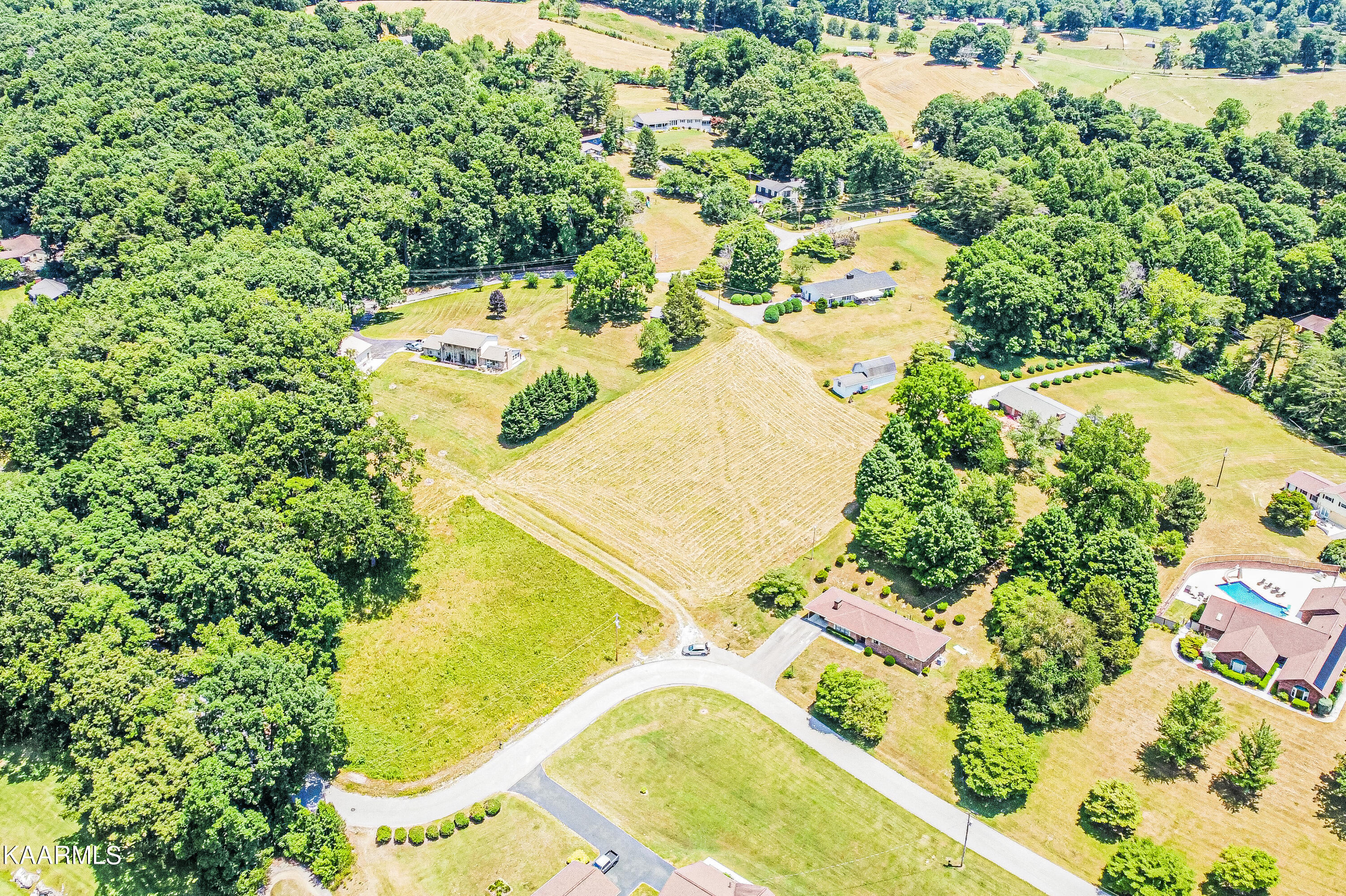 Fairway Drive, LaFollette