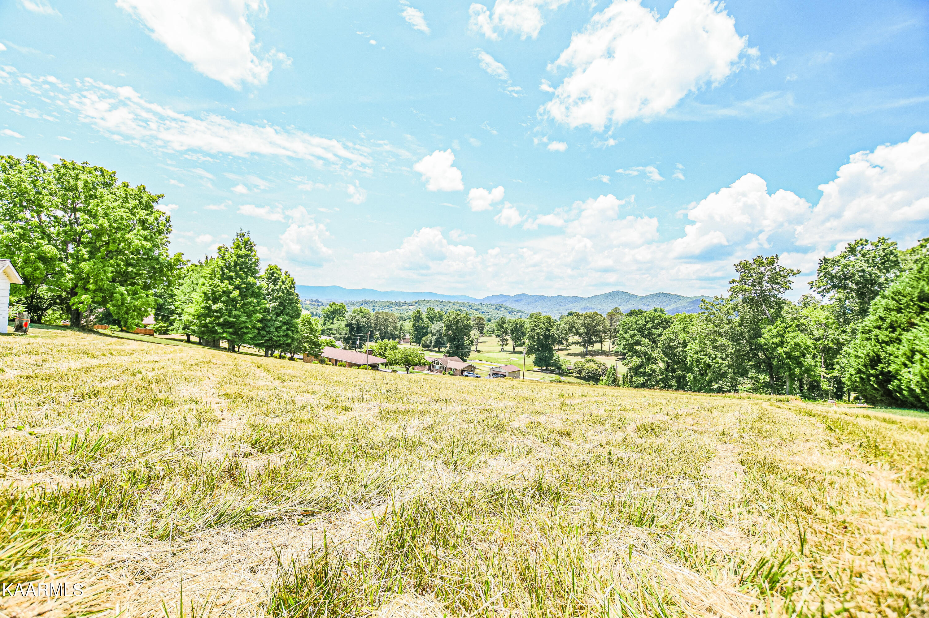 Fairway Drive, LaFollette