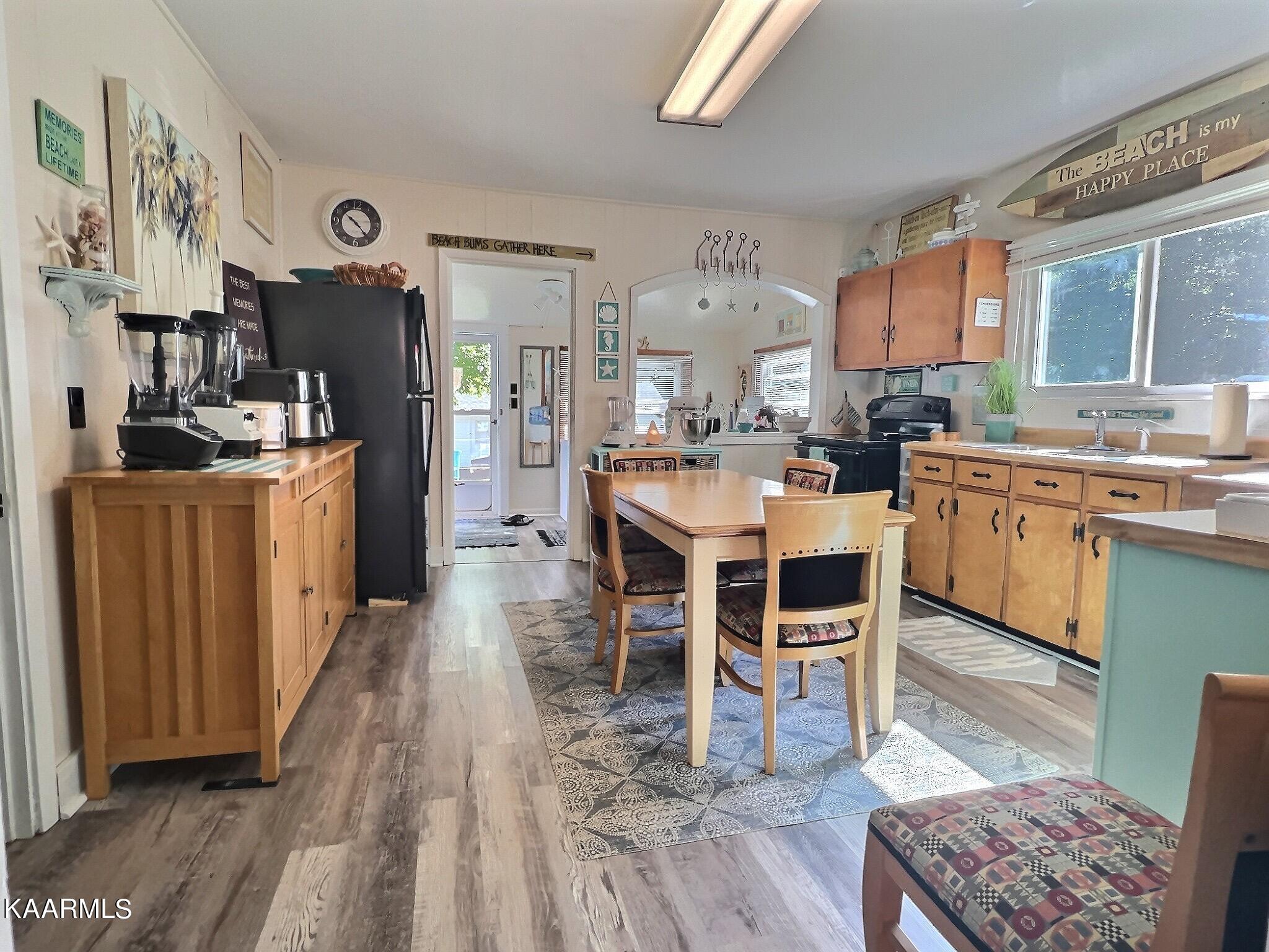 803 W Beech St, LaFollette