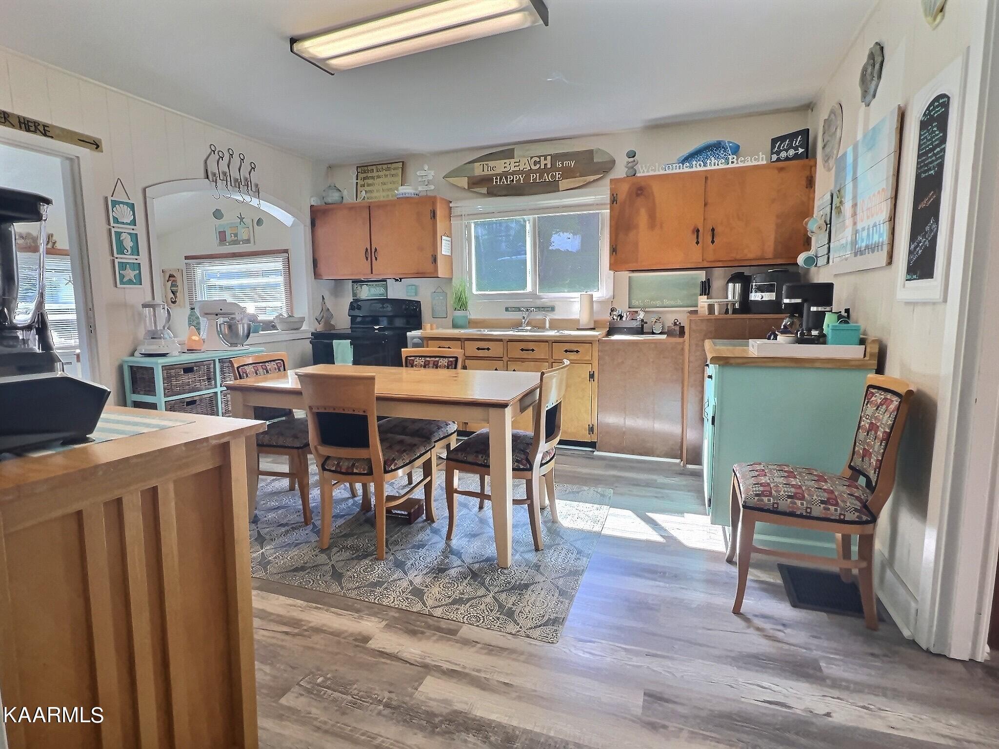 803 W Beech St, LaFollette