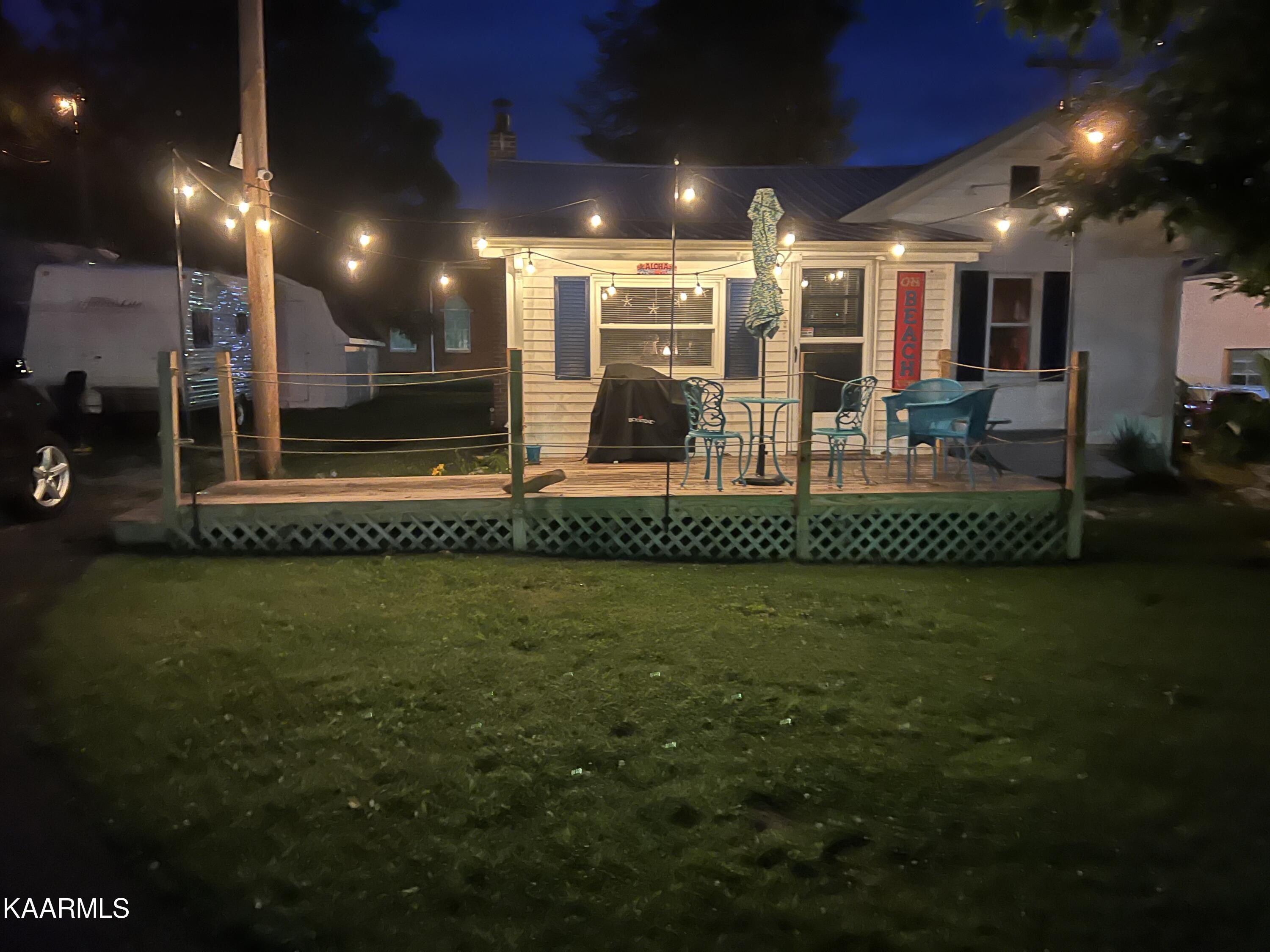 803 W Beech St, LaFollette