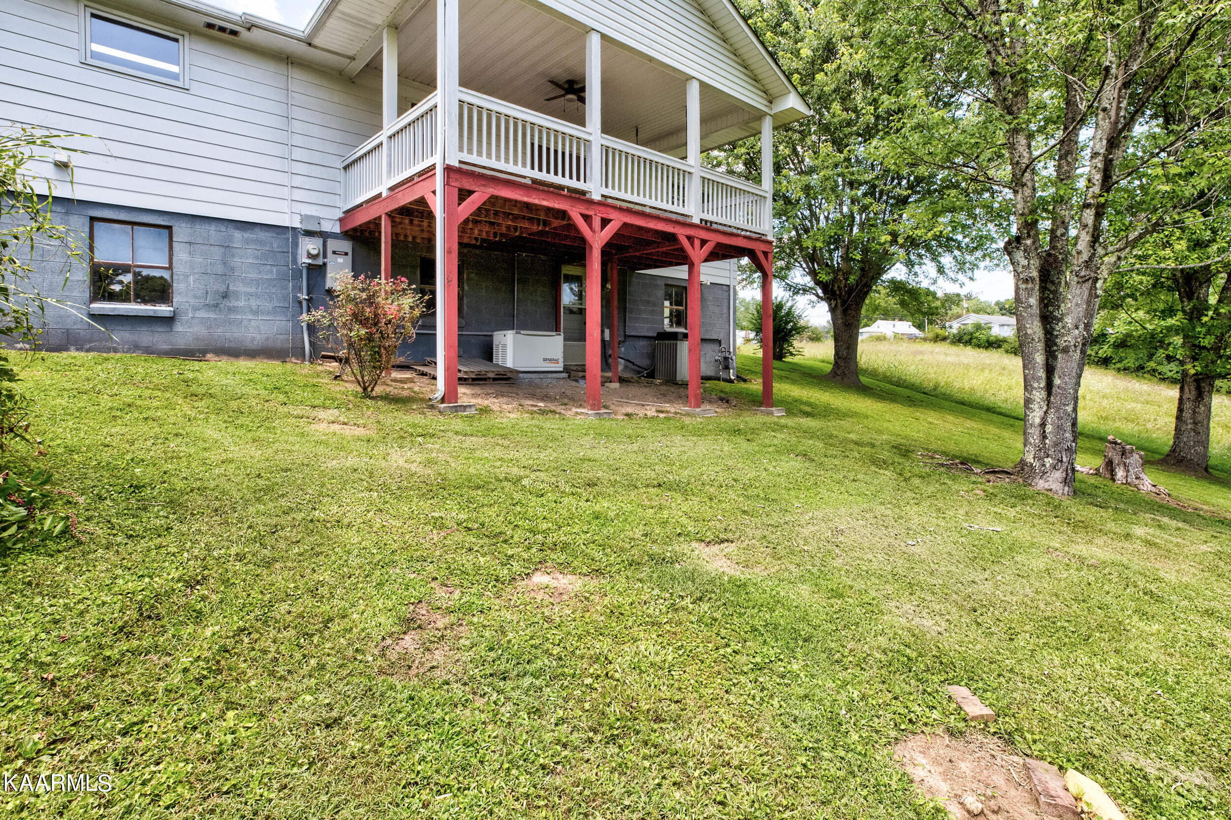 807 Rose Hill Drive, LaFollette