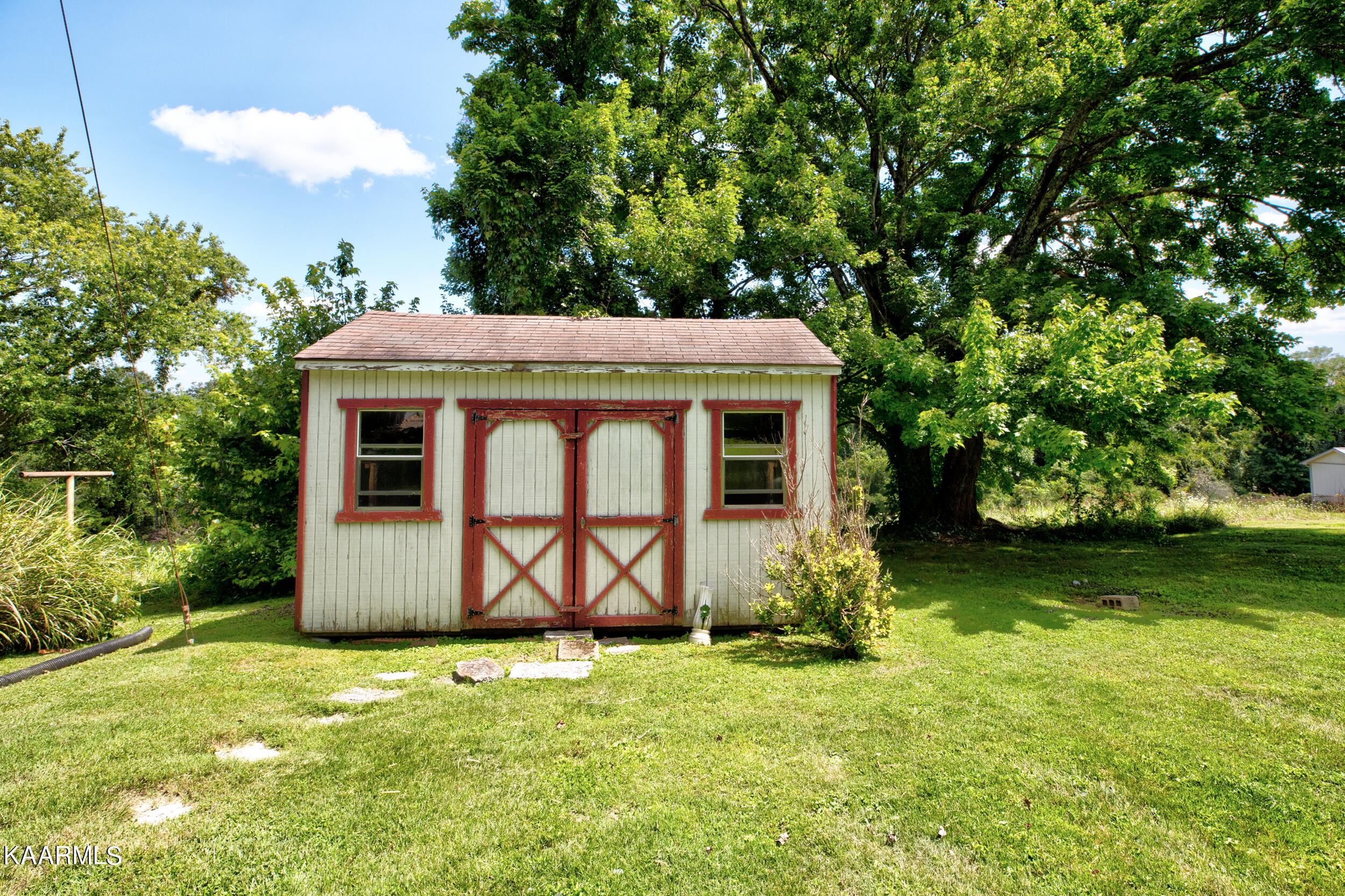 807 Rose Hill Drive, LaFollette