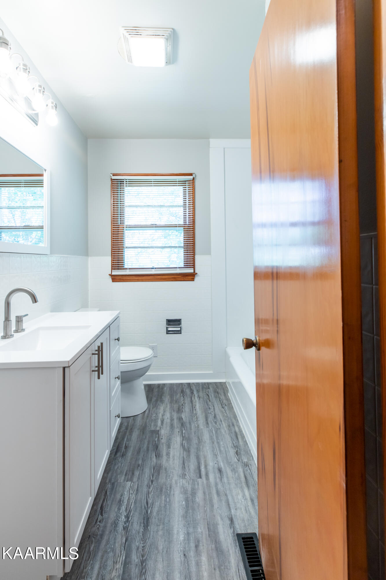 807 Rose Hill Drive, LaFollette