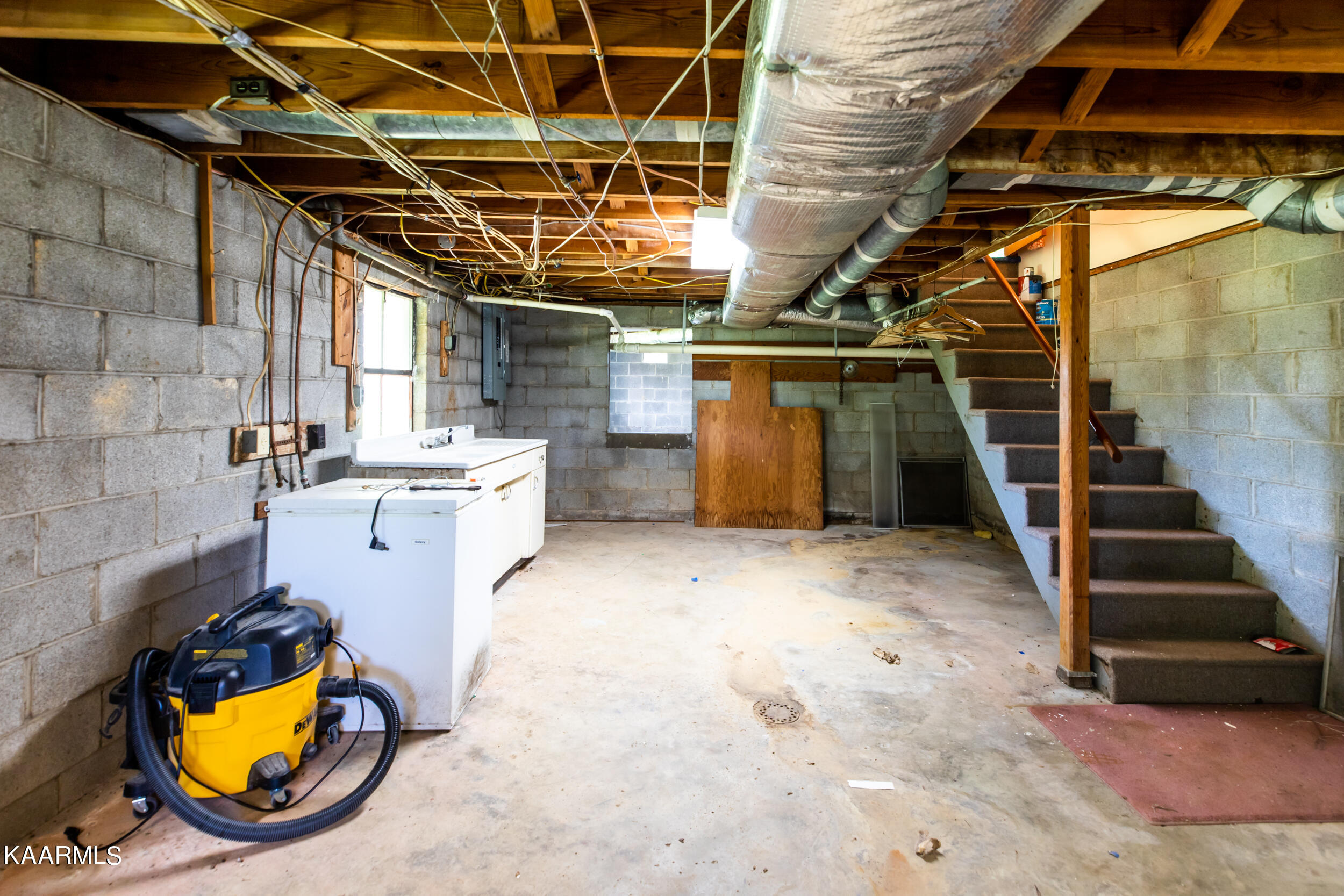 807 Rose Hill Drive, LaFollette