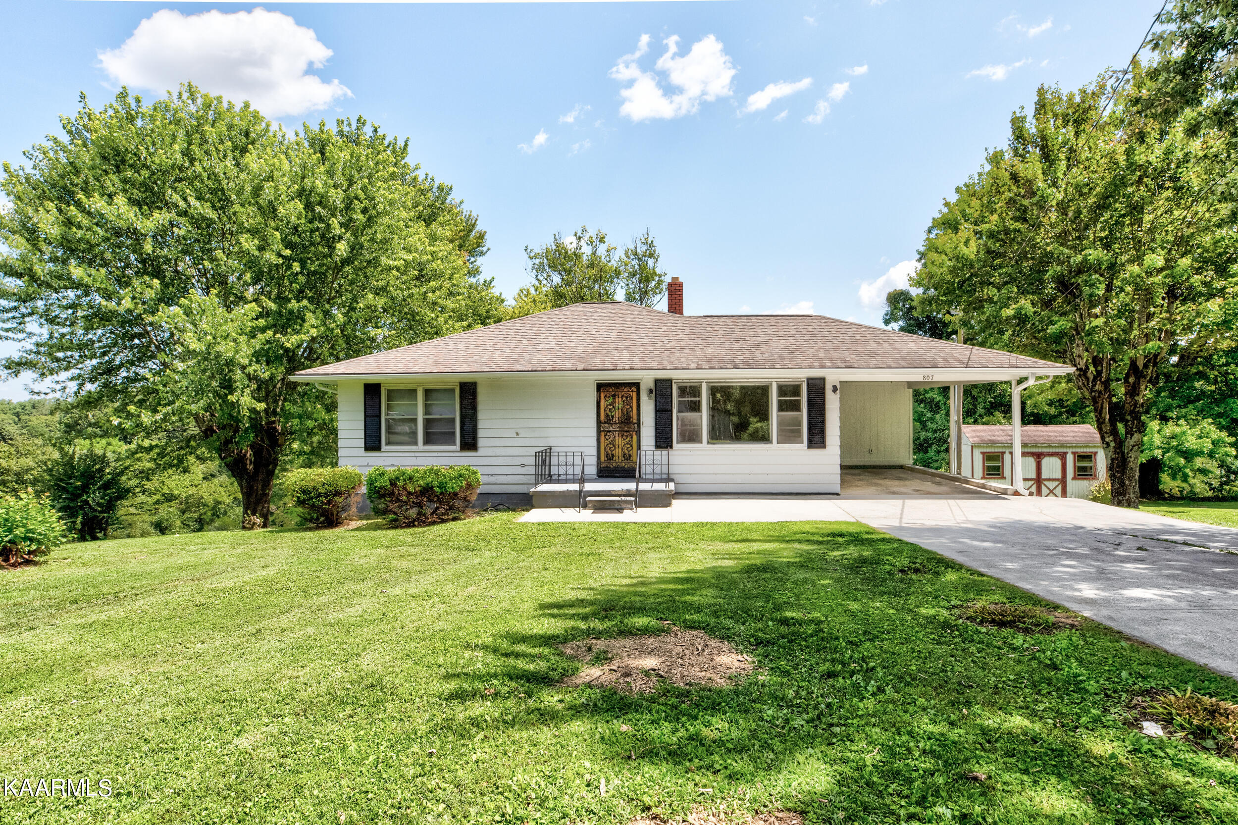 807 Rose Hill Drive, LaFollette