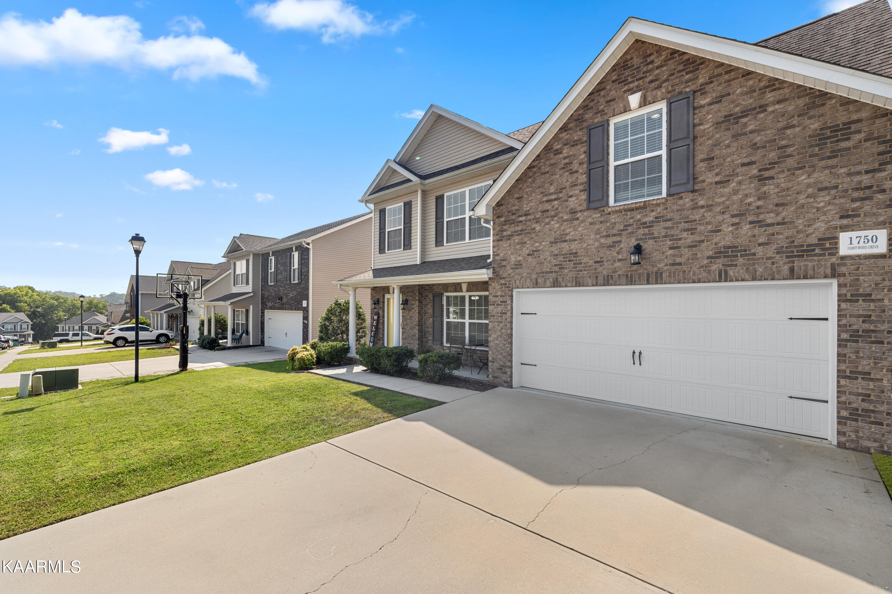 1750 Point Wood Drive