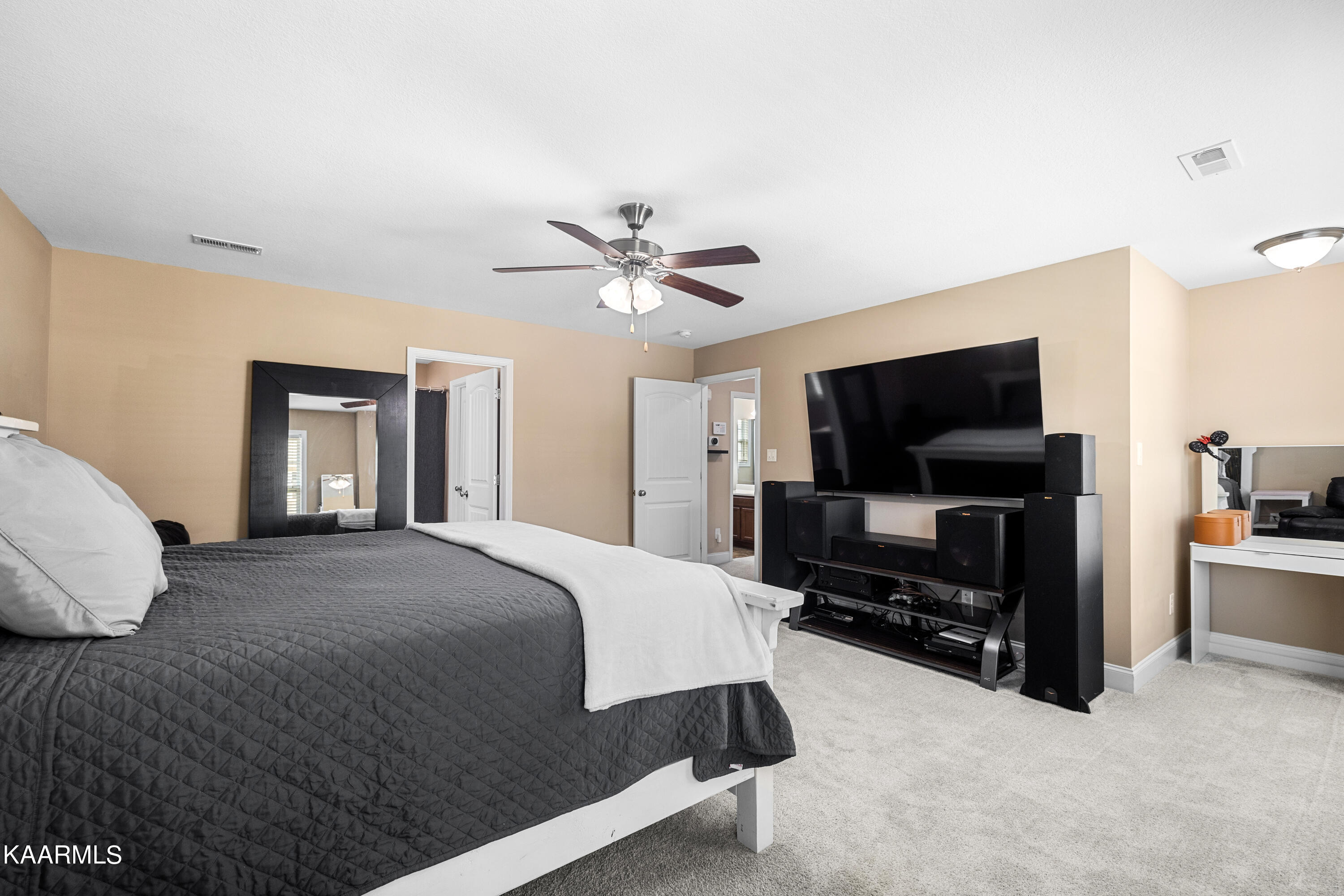 1750 Point Wood Drive