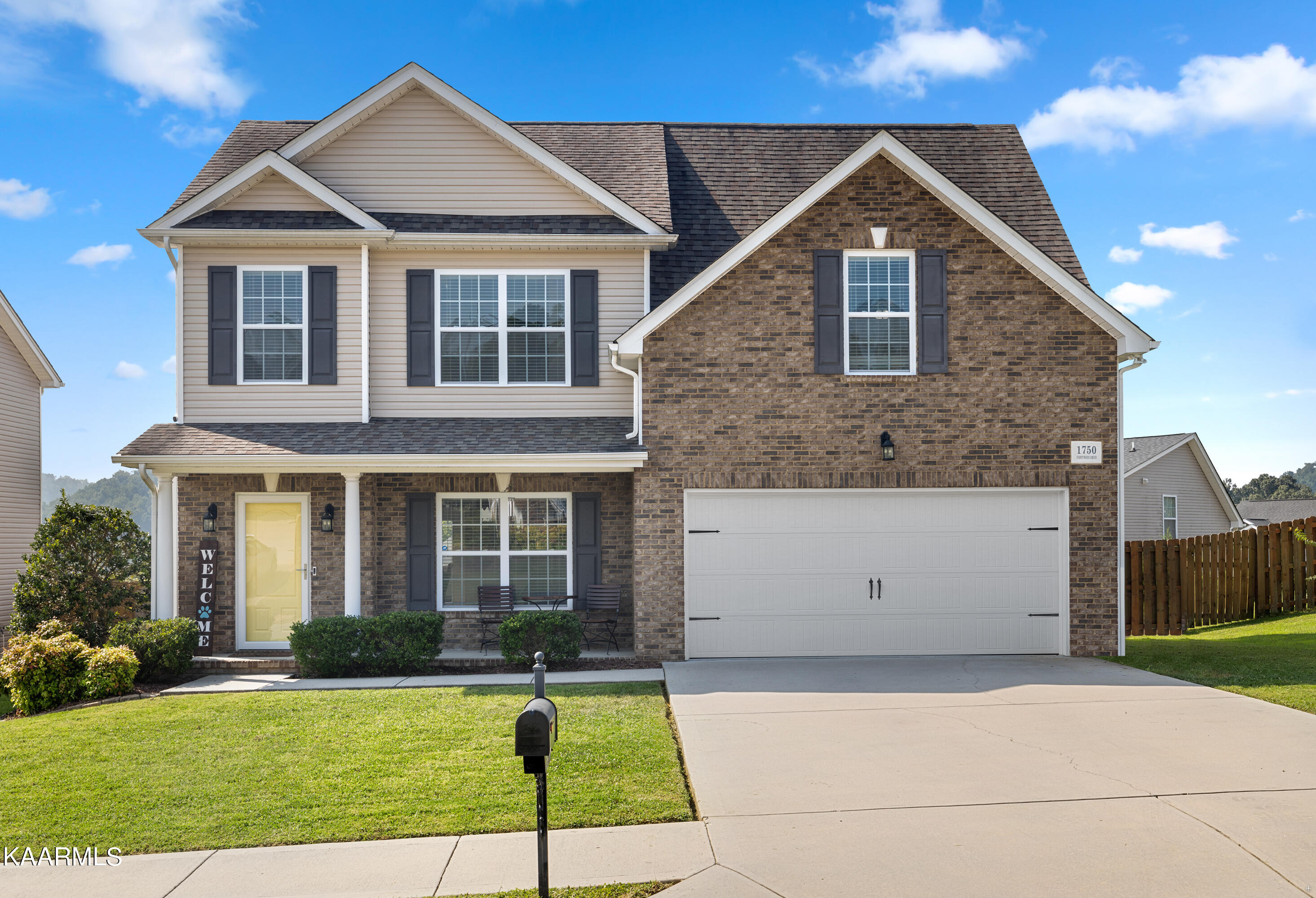 1750 Point Wood Drive