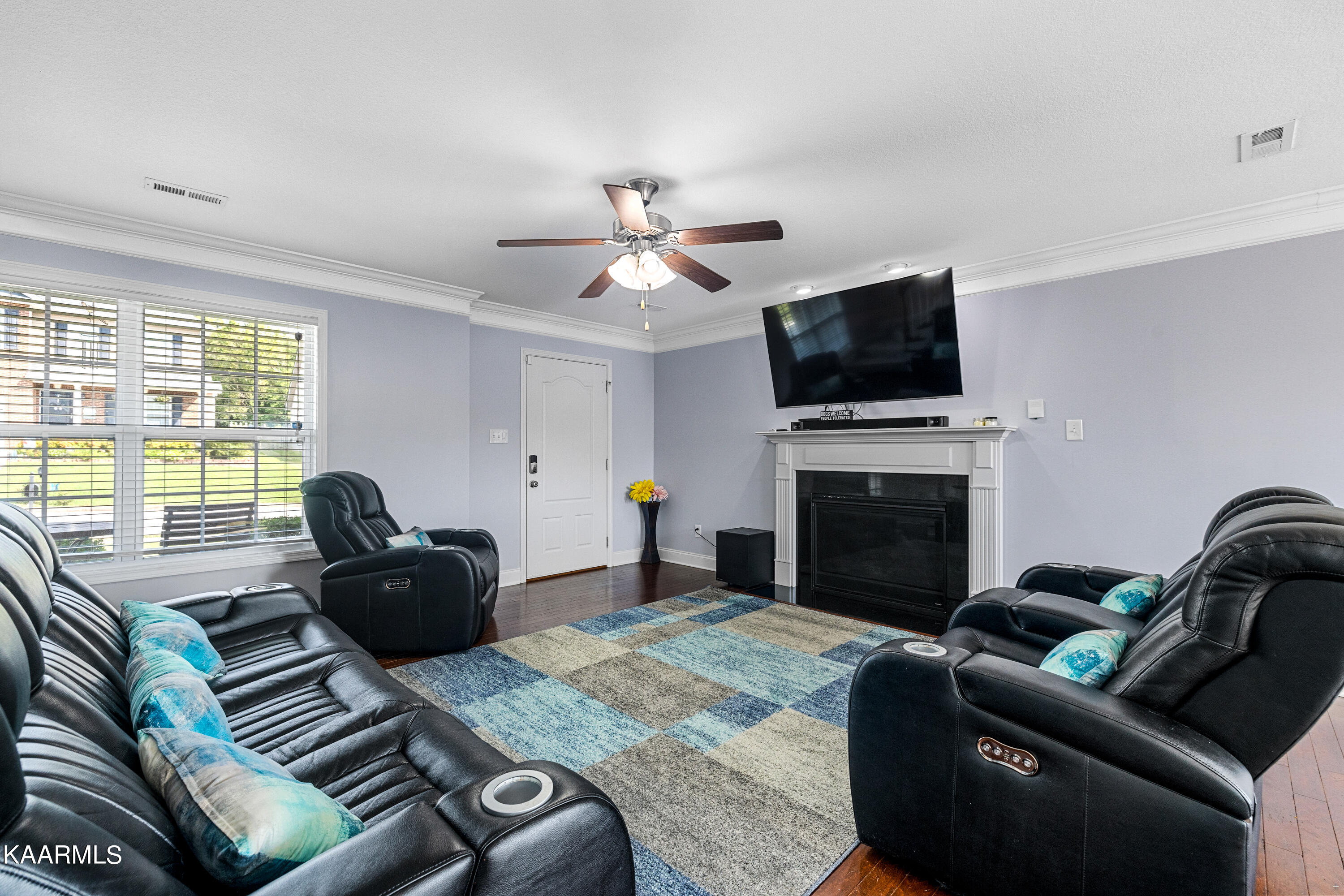 1750 Point Wood Drive