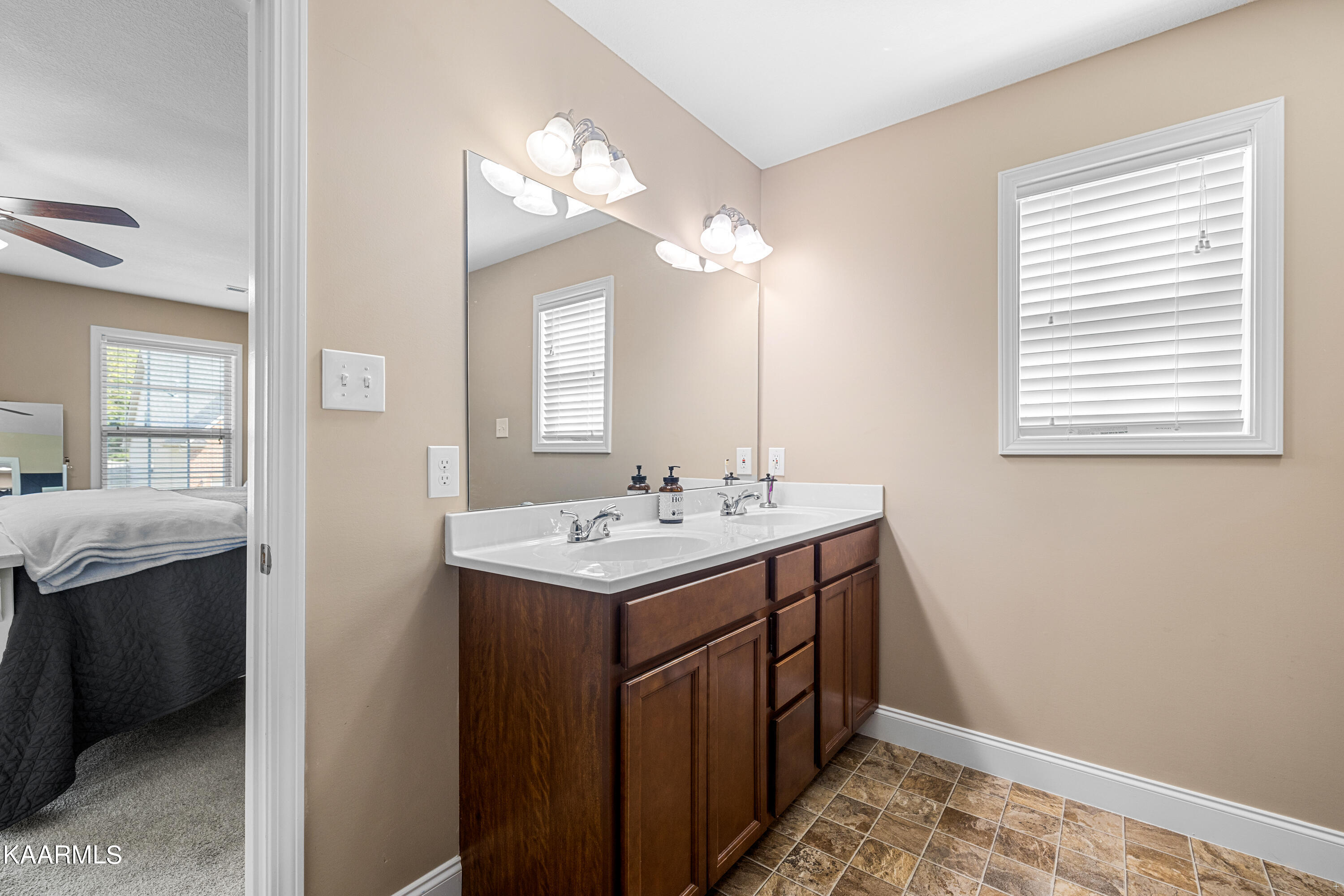 1750 Point Wood Drive