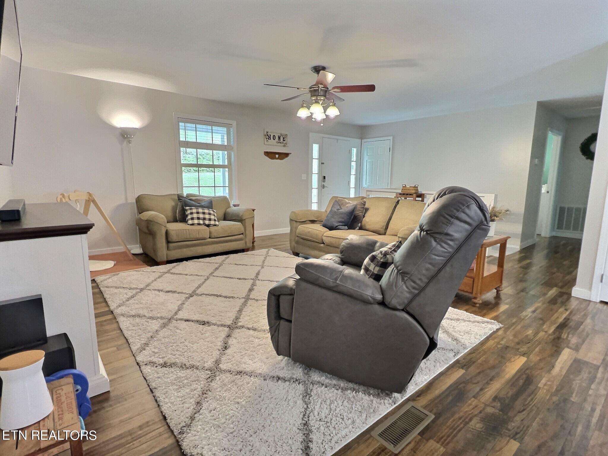 1119 Low Gap Rd, LaFollette