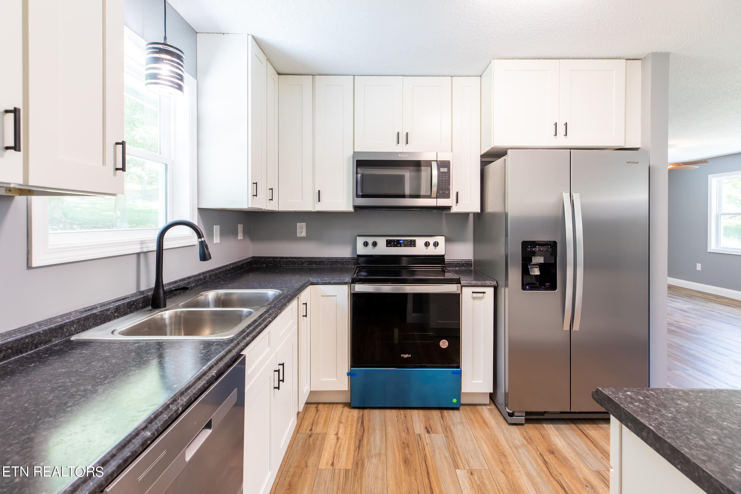 188 Magnolia Lane, LaFollette