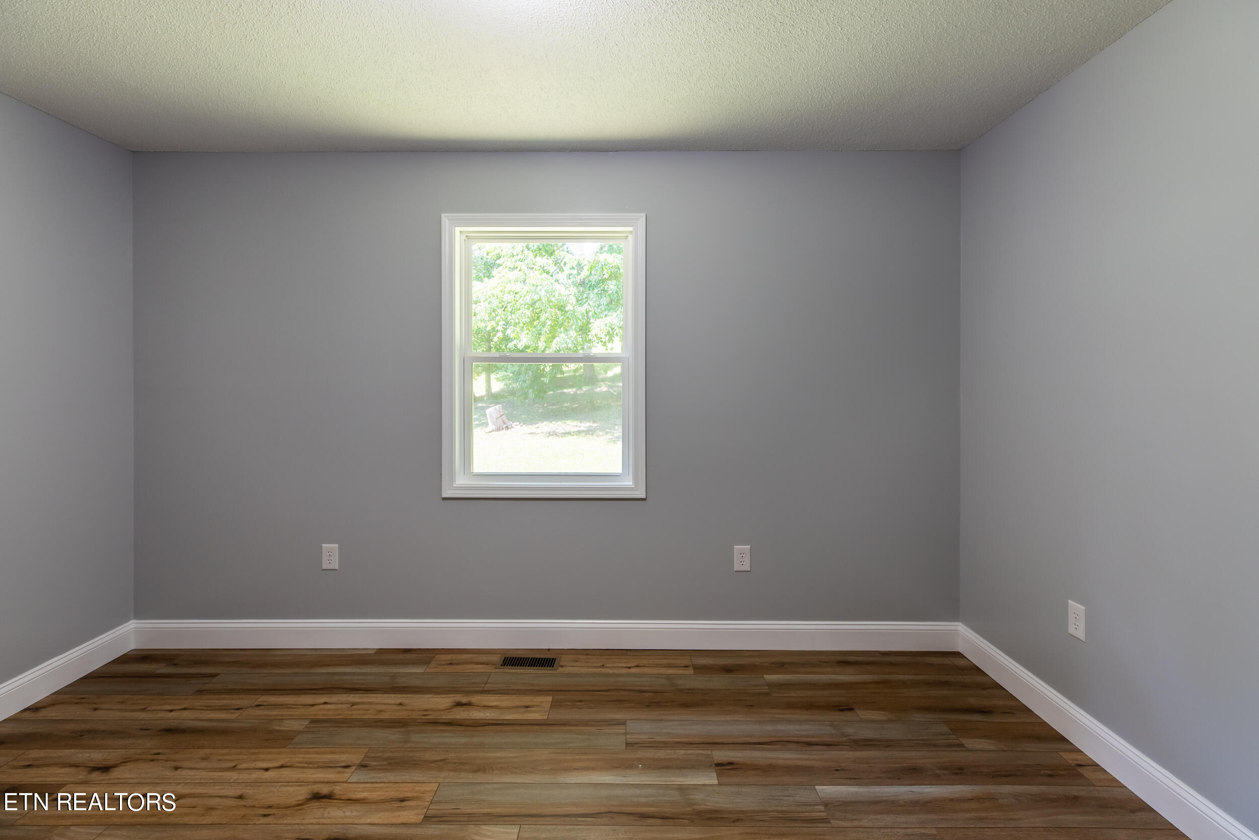 188 Magnolia Lane, LaFollette