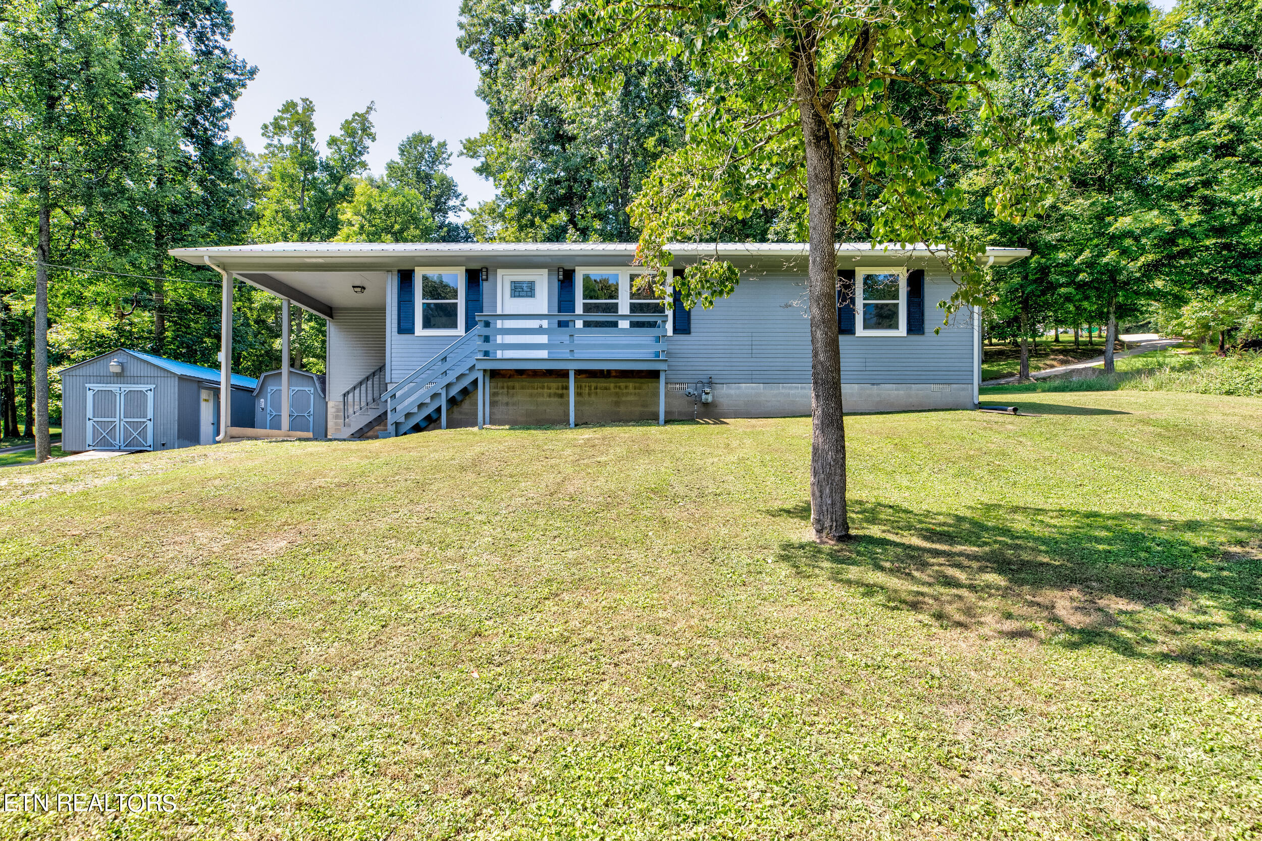 188 Magnolia Lane, LaFollette