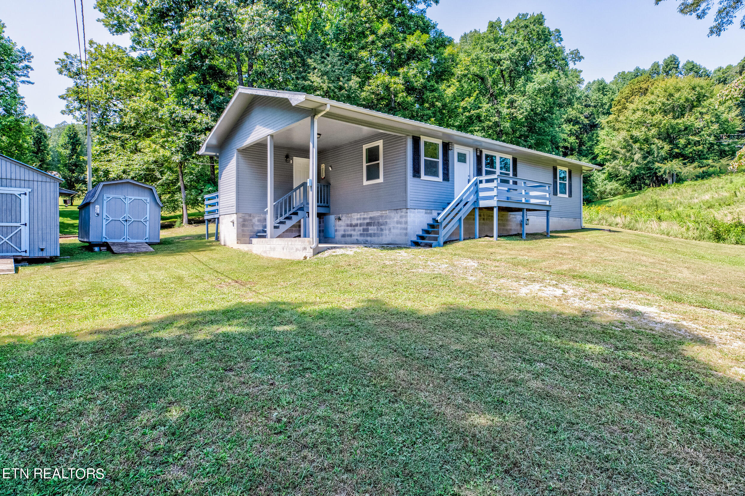 188 Magnolia Lane, LaFollette