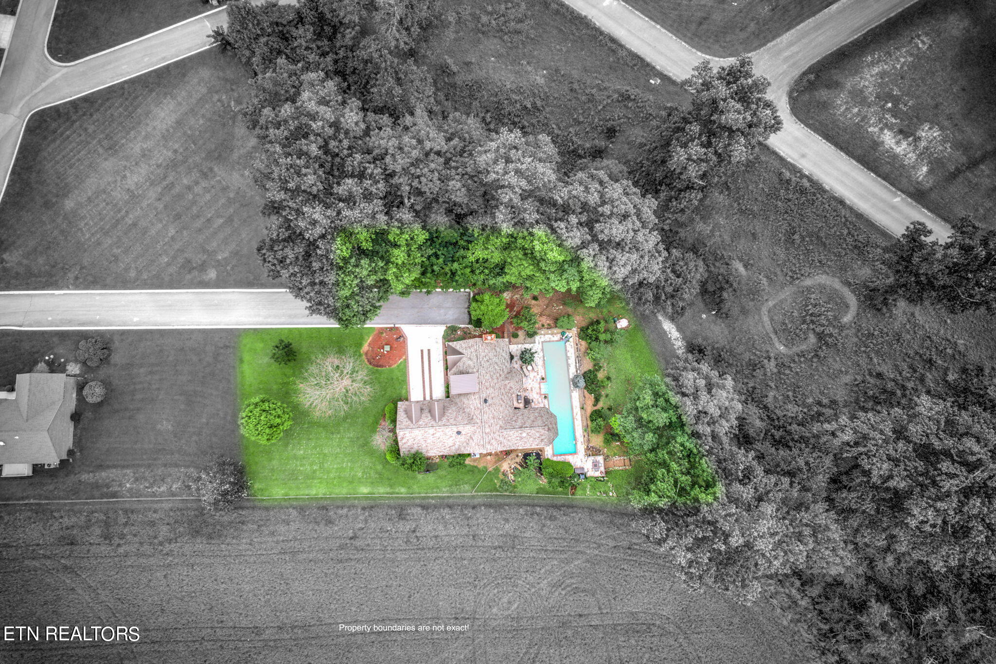 108 Oak Trace Lane, LaFollette