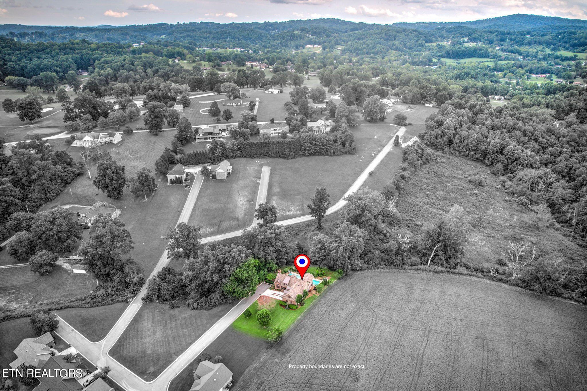108 Oak Trace Lane, LaFollette