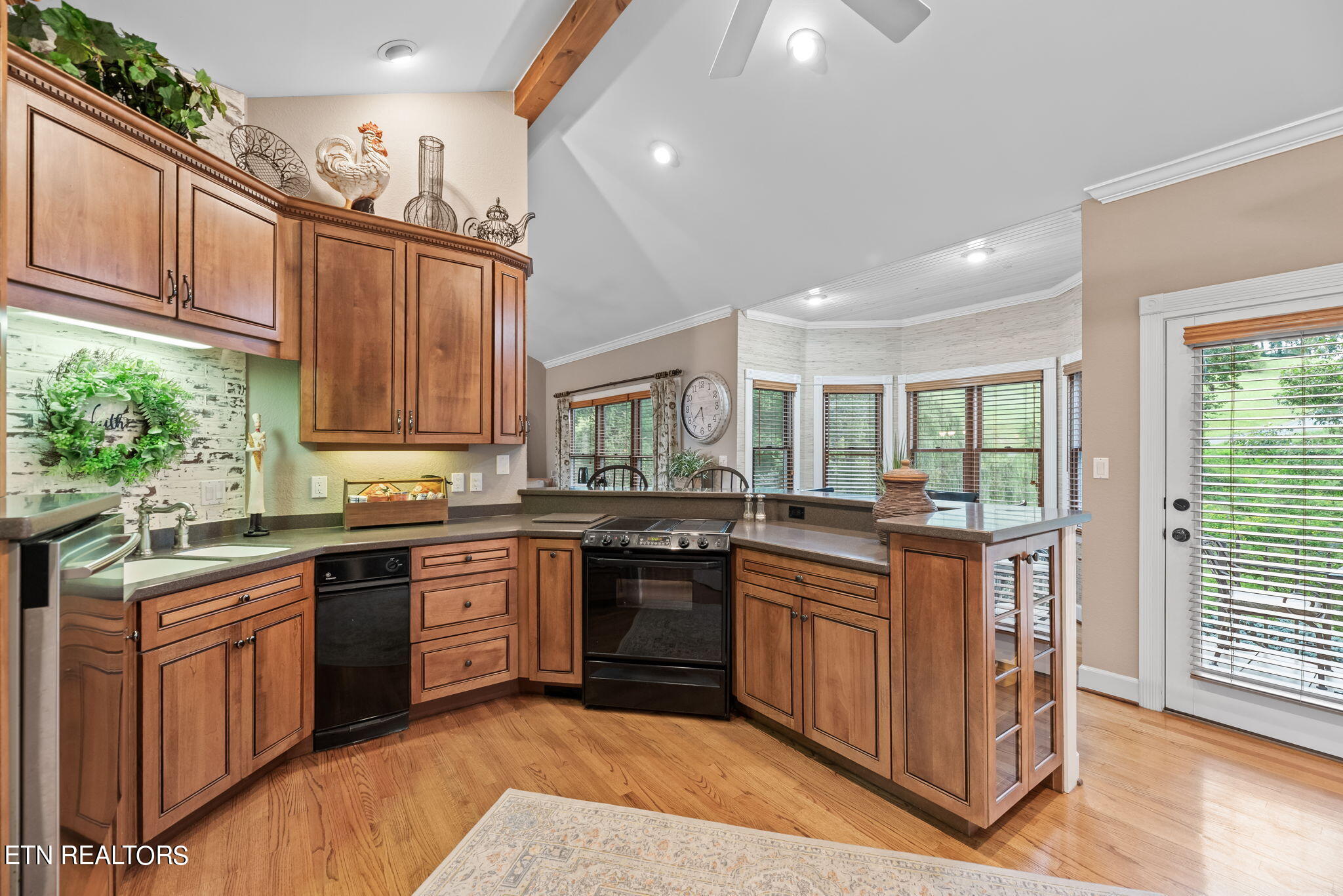 108 Oak Trace Lane, LaFollette
