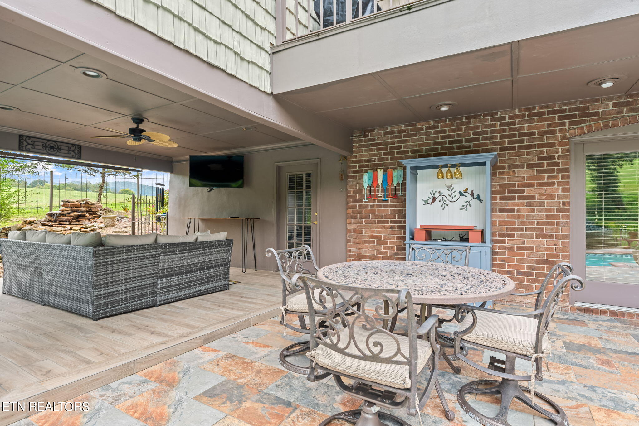 108 Oak Trace Lane, LaFollette