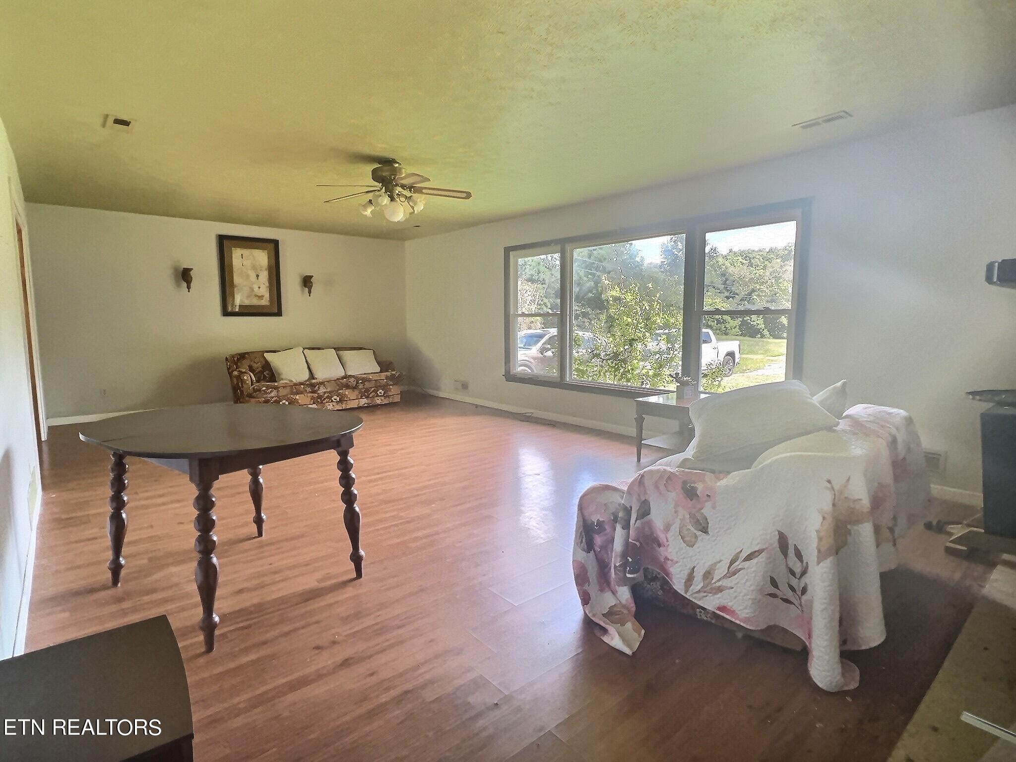 161 Oak Run Lane, LaFollette