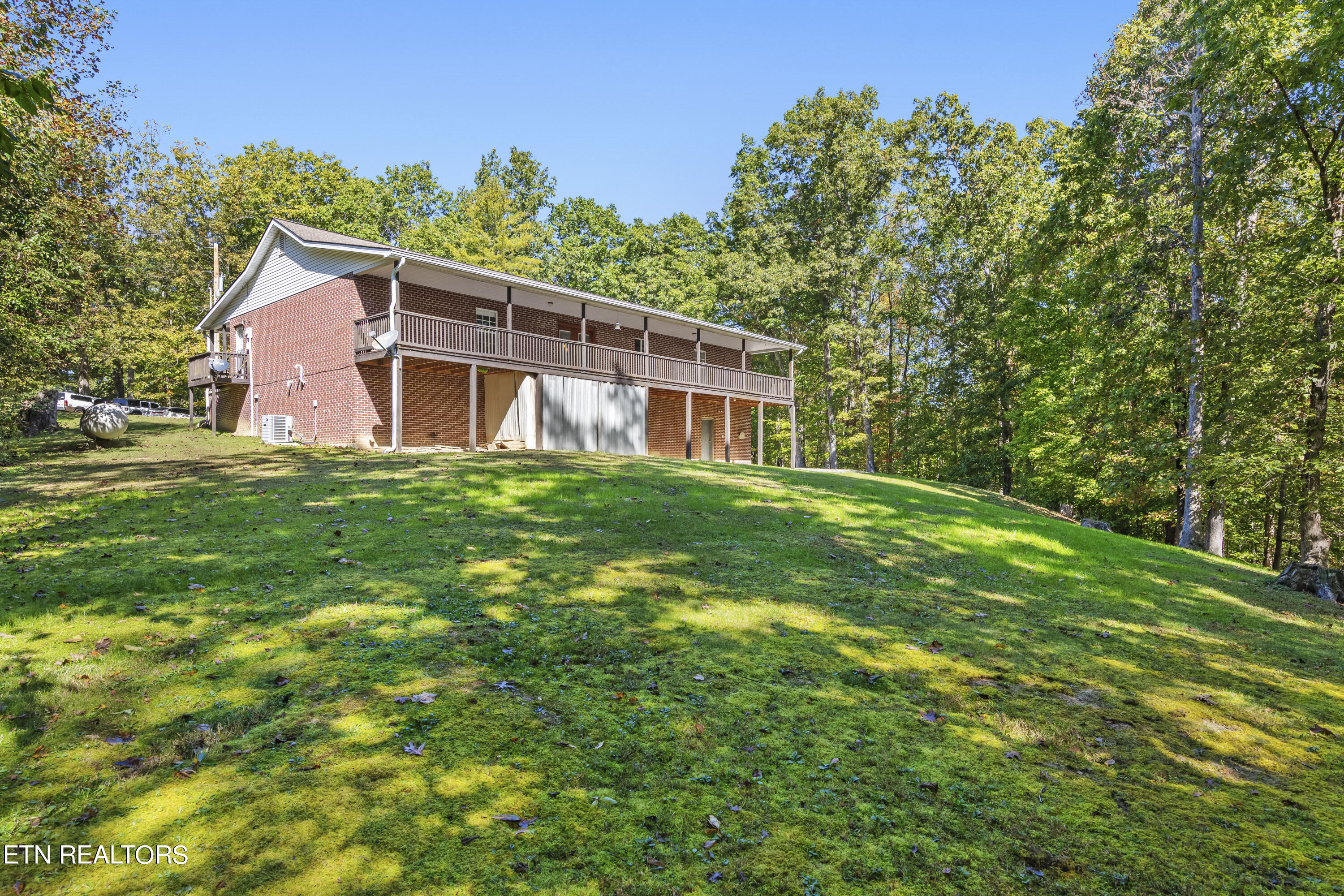 207 Little White Oak Rd