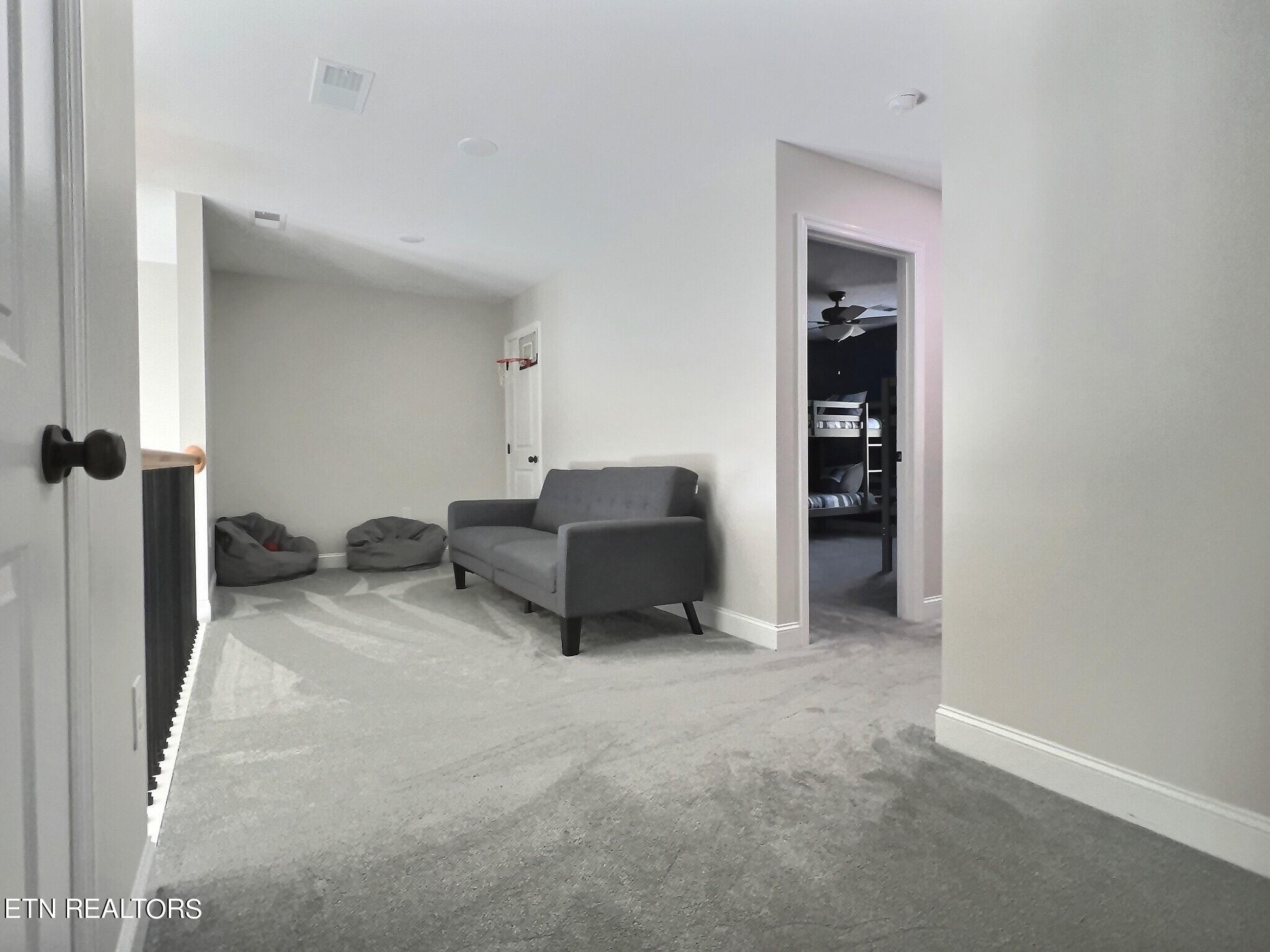 623 Lindsay Mill Circle, 2