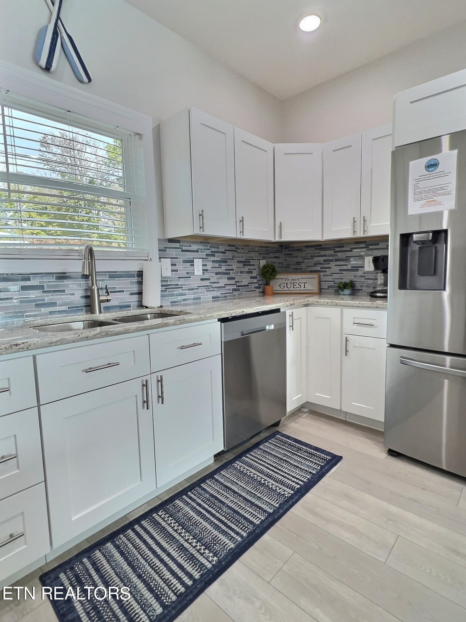 623 Lindsay Mill Circle, 2