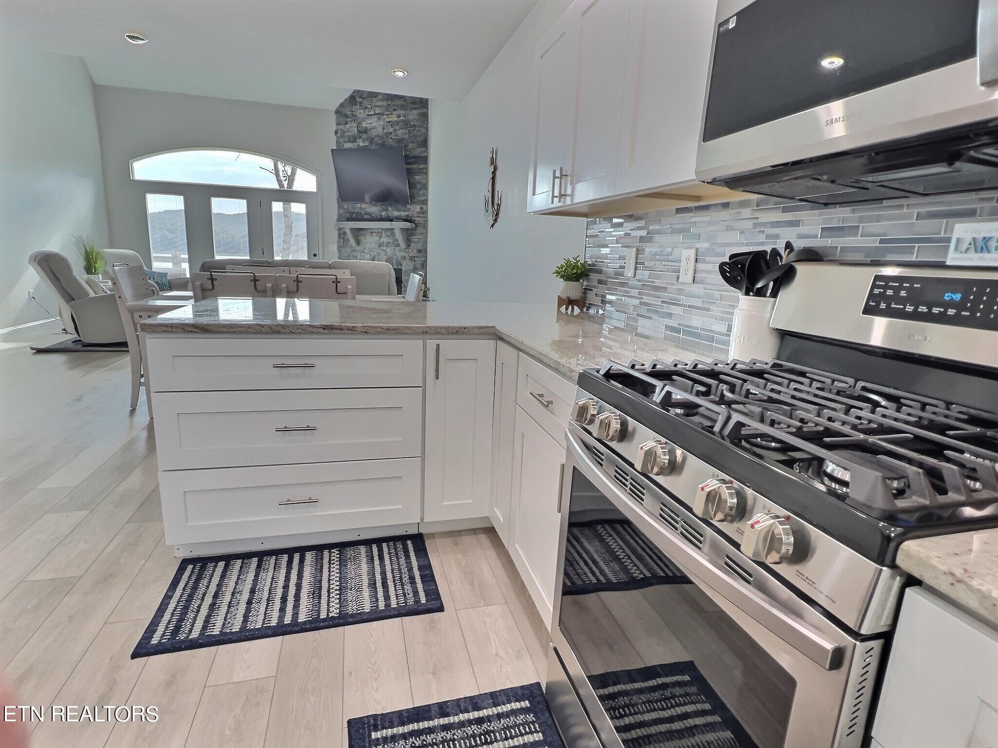 623 Lindsay Mill Circle, 2