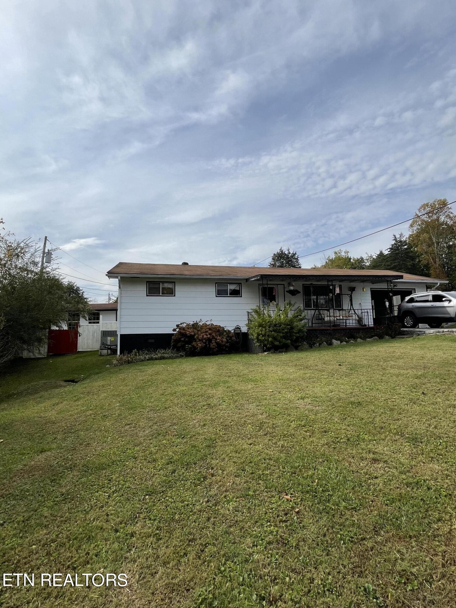 188 Moonview Drive, LaFollette