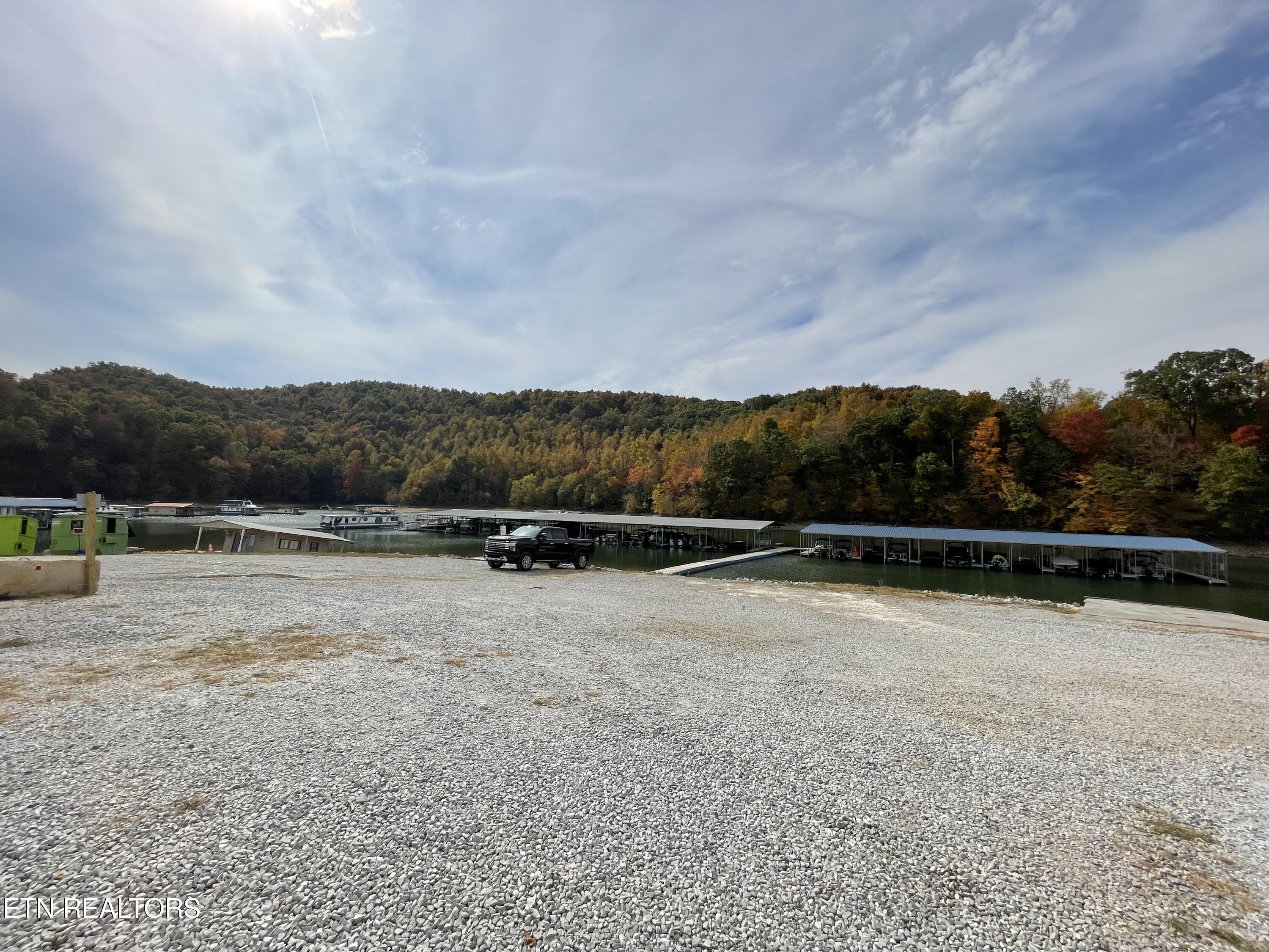 188 Moonview Drive, LaFollette