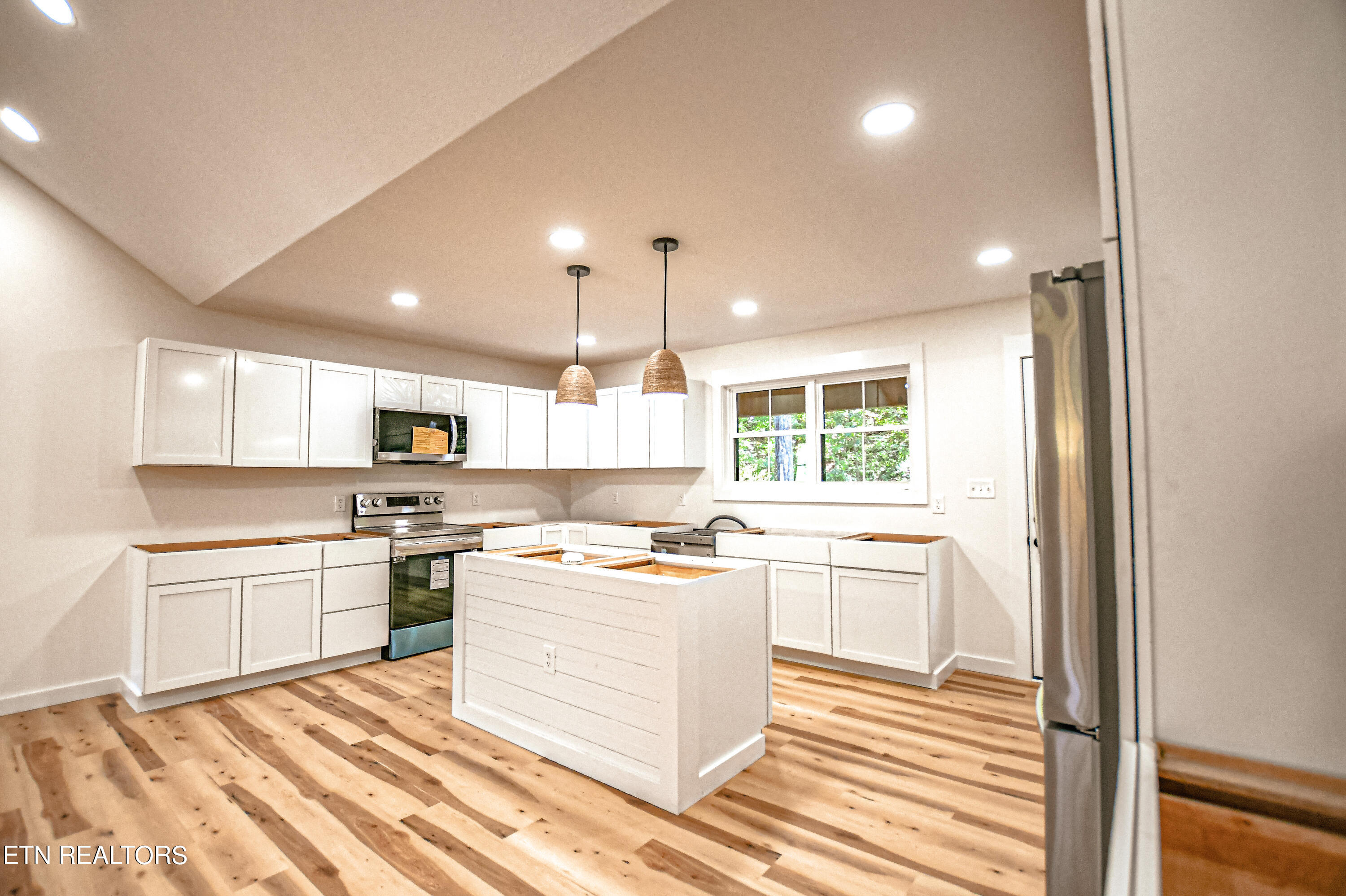 186 Forest Cove Court