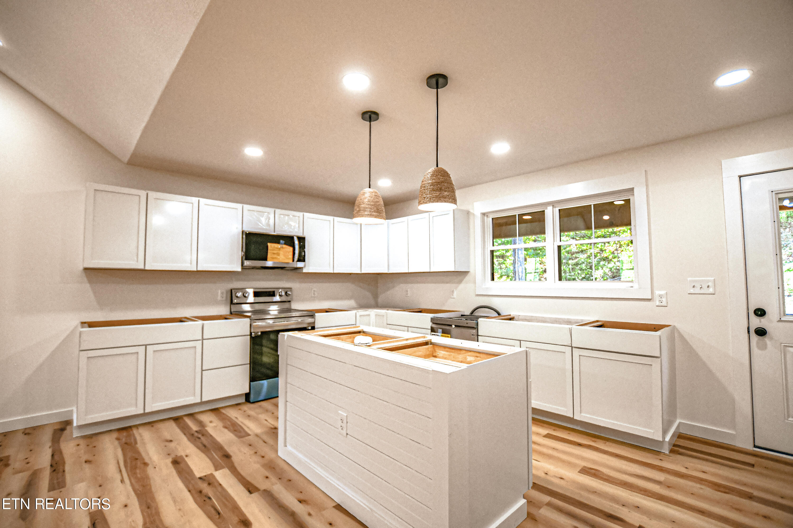 186 Forest Cove Court