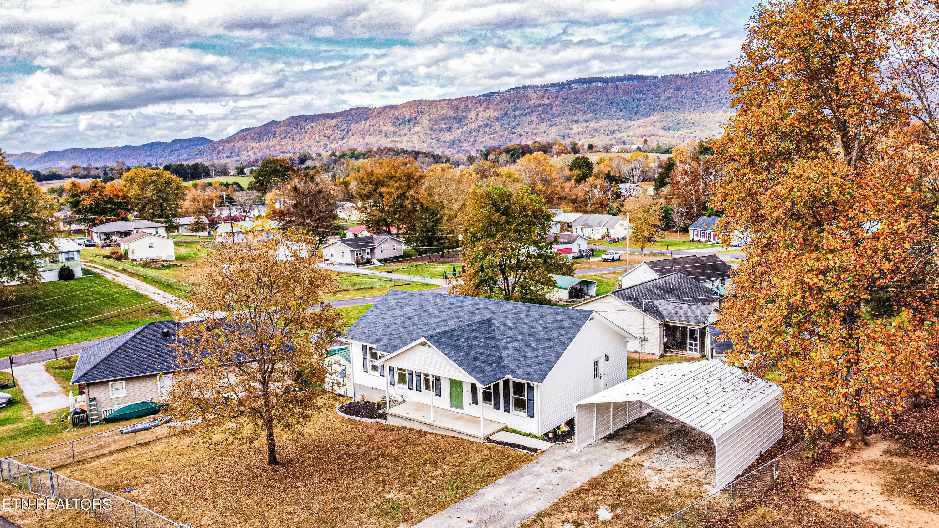 115 J Everette Lane, LaFollette