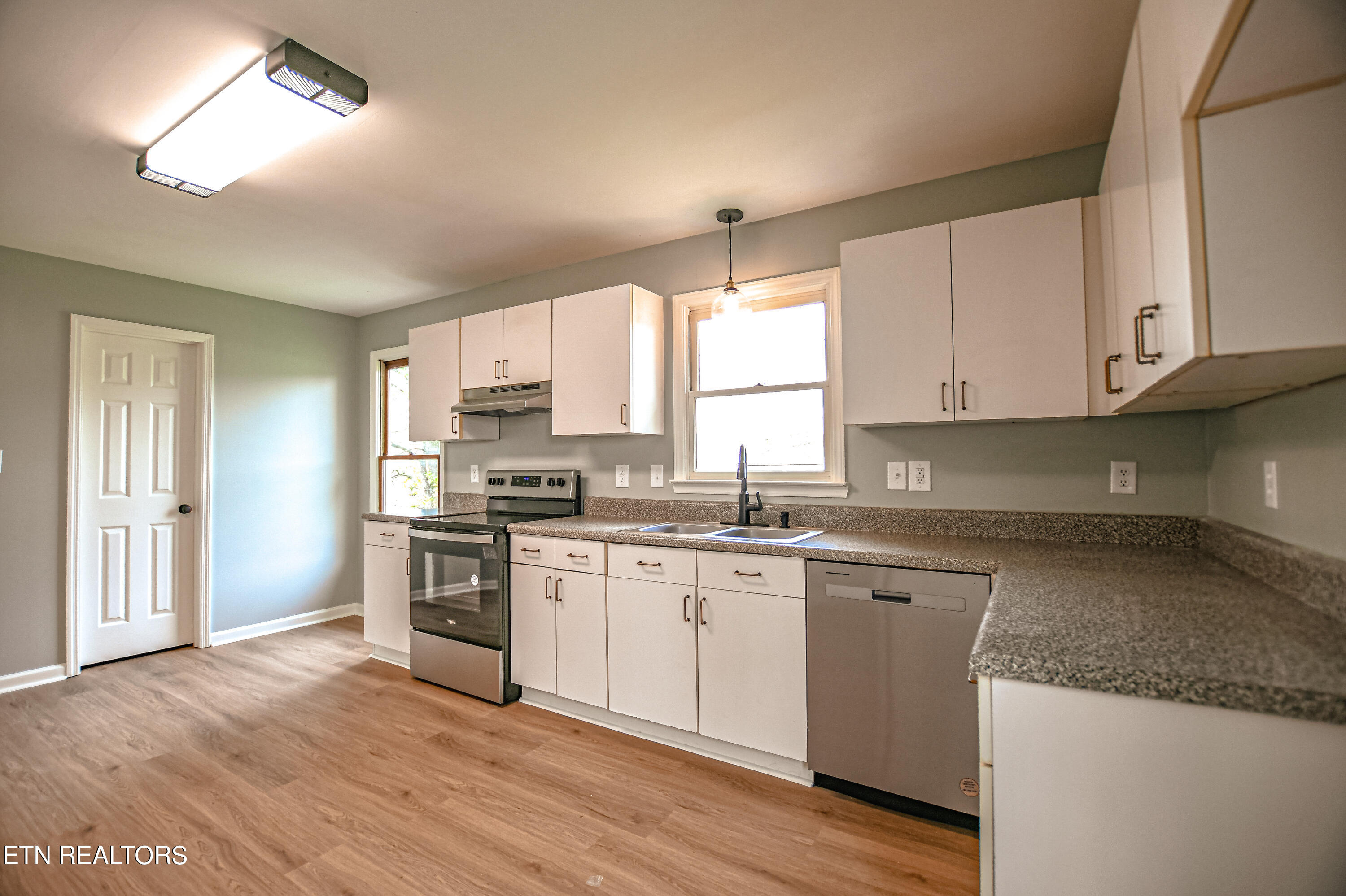 115 J Everette Lane, LaFollette