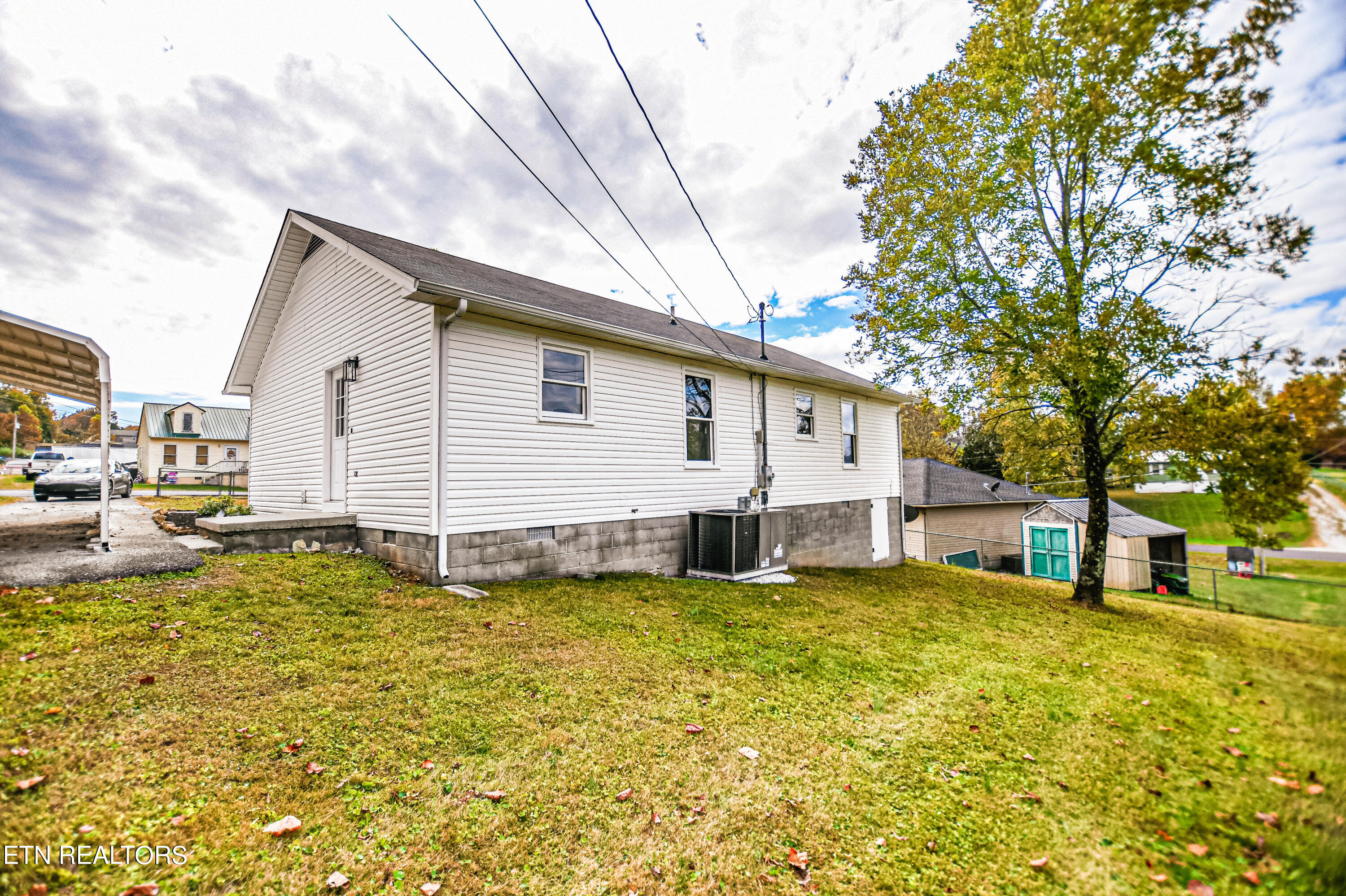 115 J Everette Lane, LaFollette