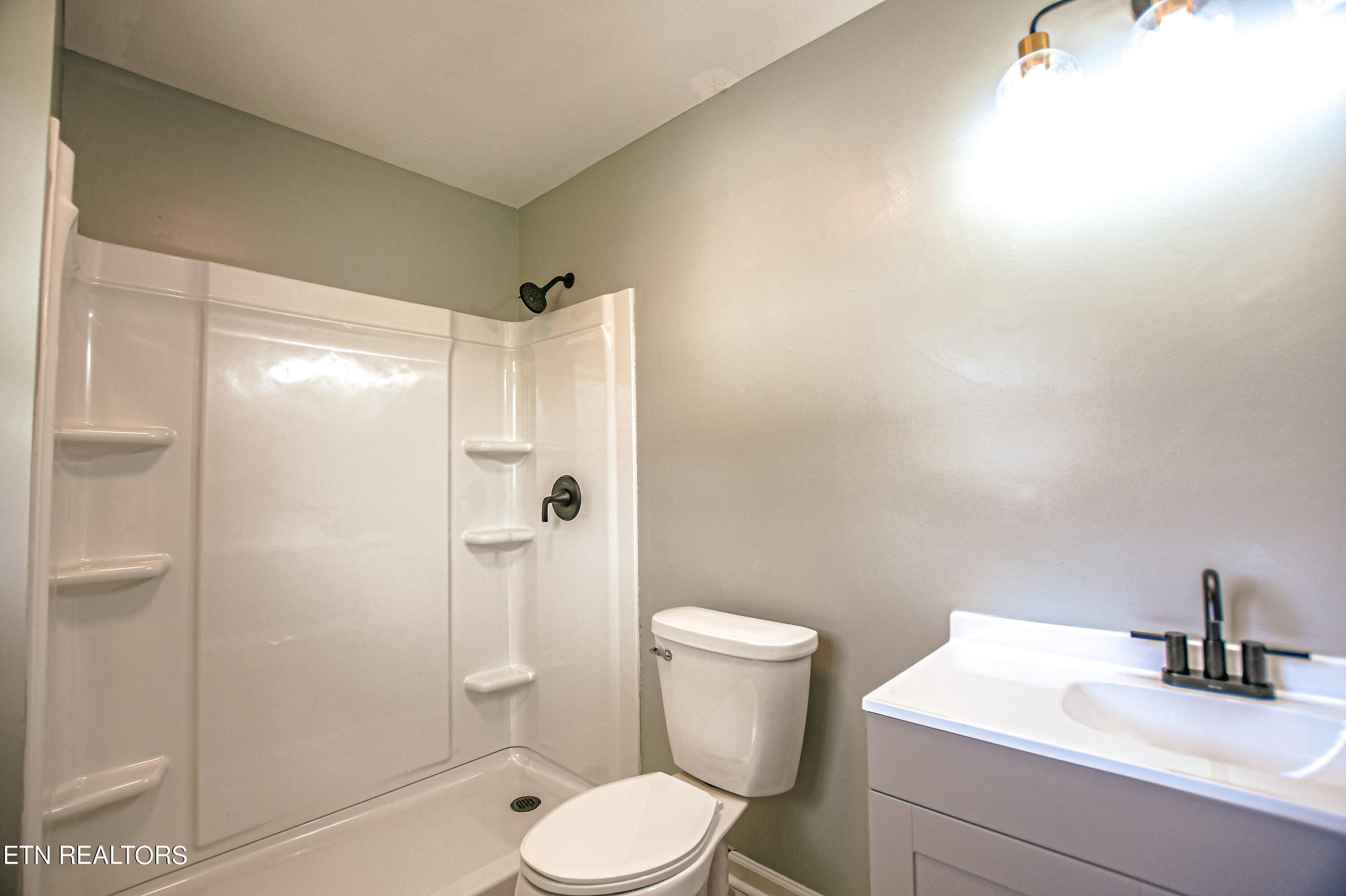 115 J Everette Lane, LaFollette