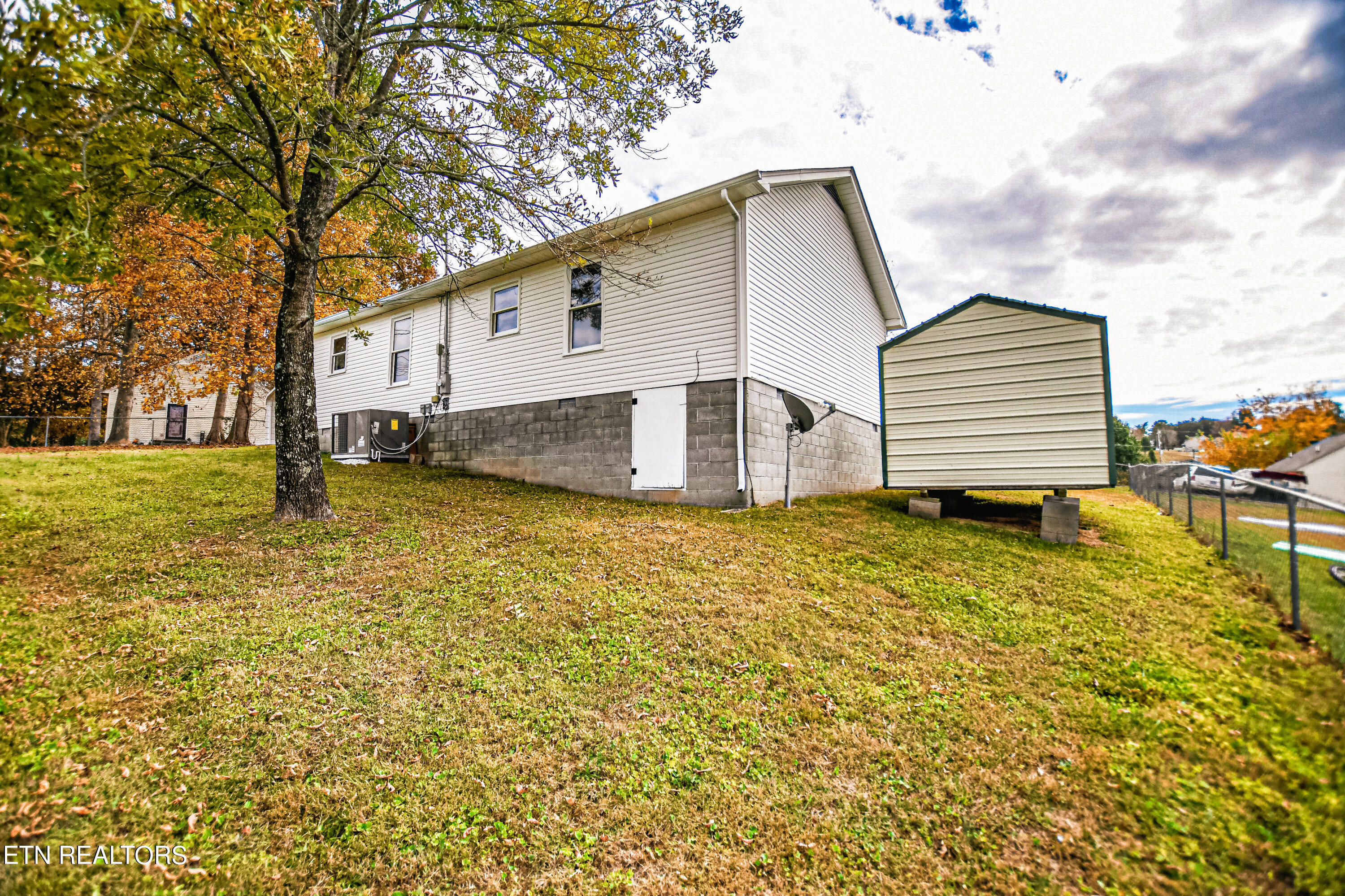 115 J Everette Lane, LaFollette