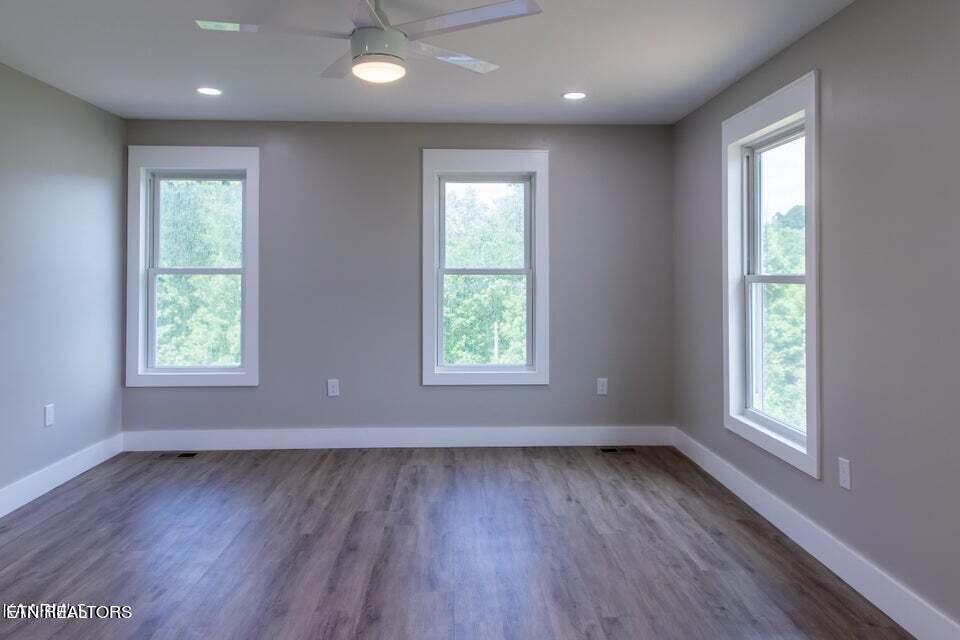 204 Pinnacle Lane, LaFollette