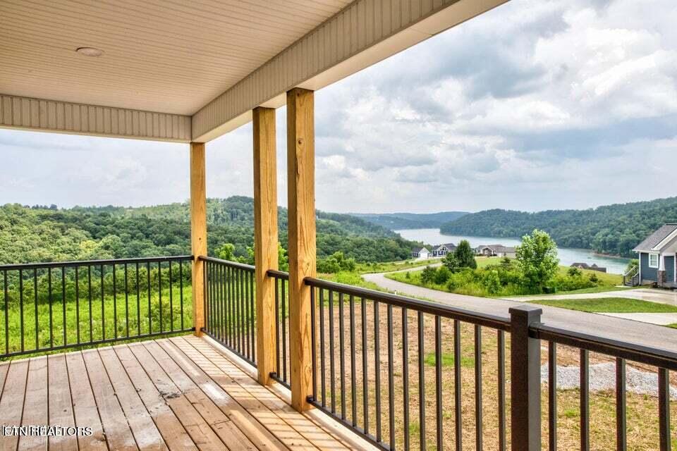 204 Pinnacle Lane, LaFollette