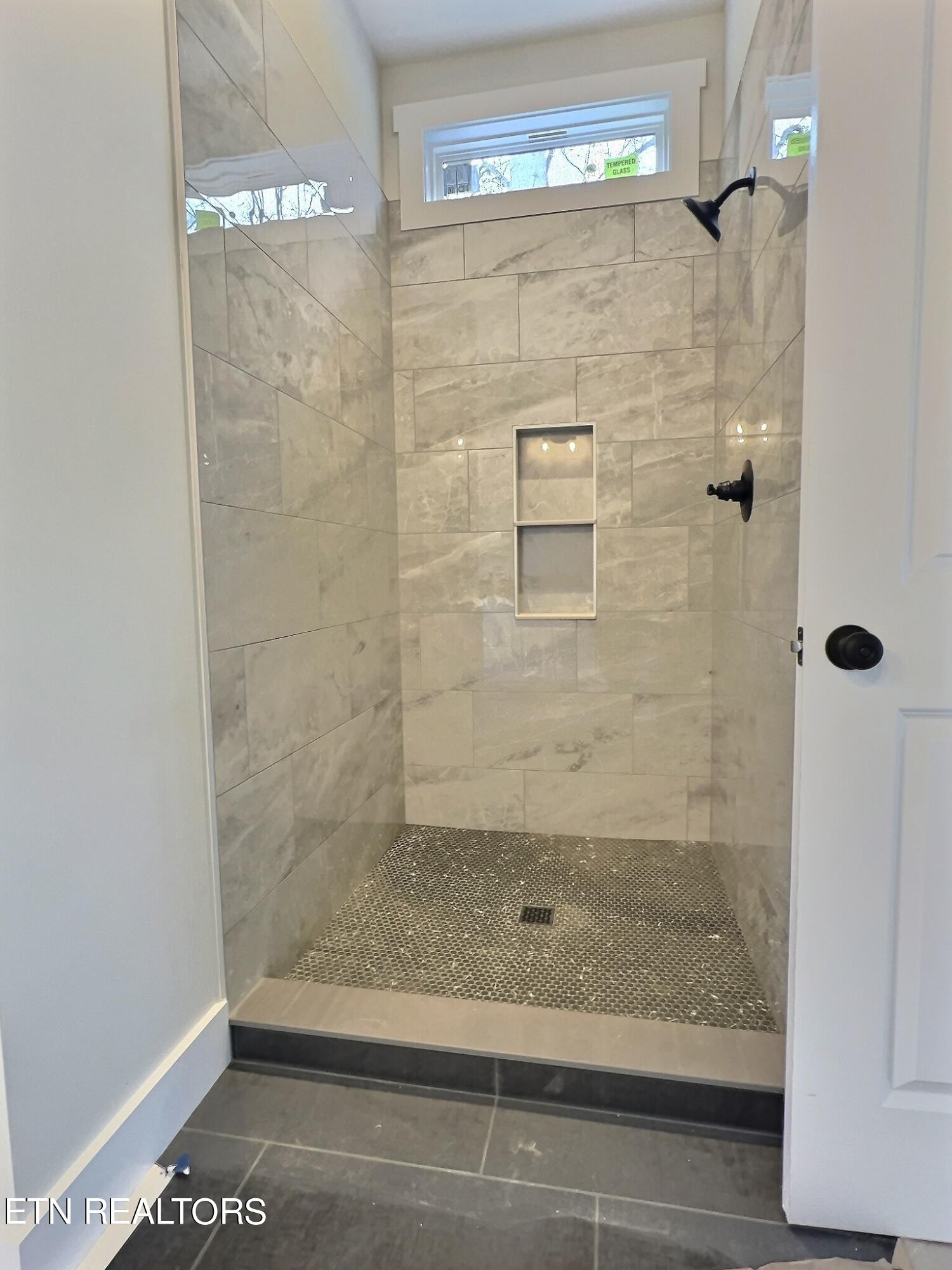 Lindsay Mill Circle, 1