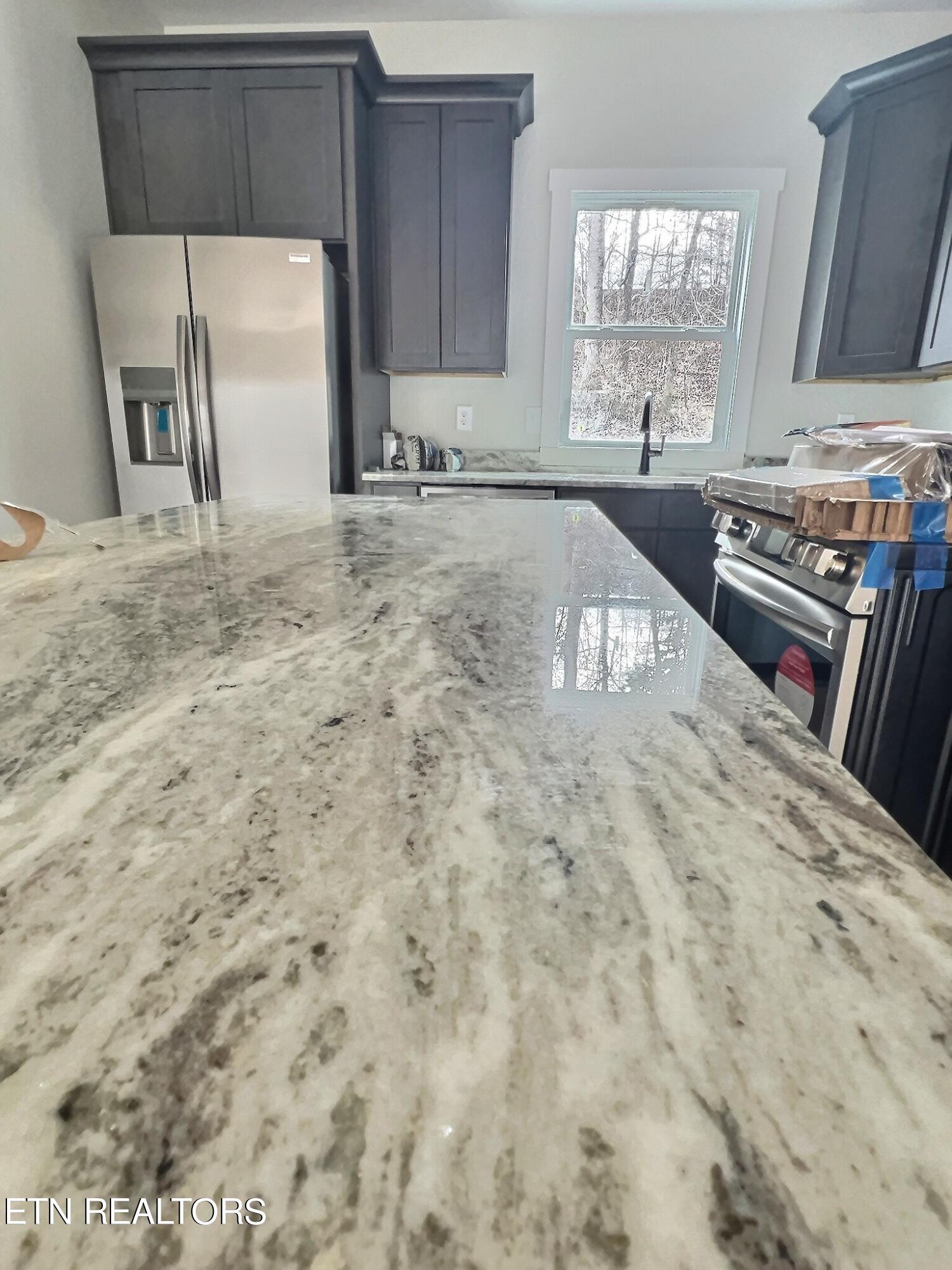 Lindsay Mill Circle, 1