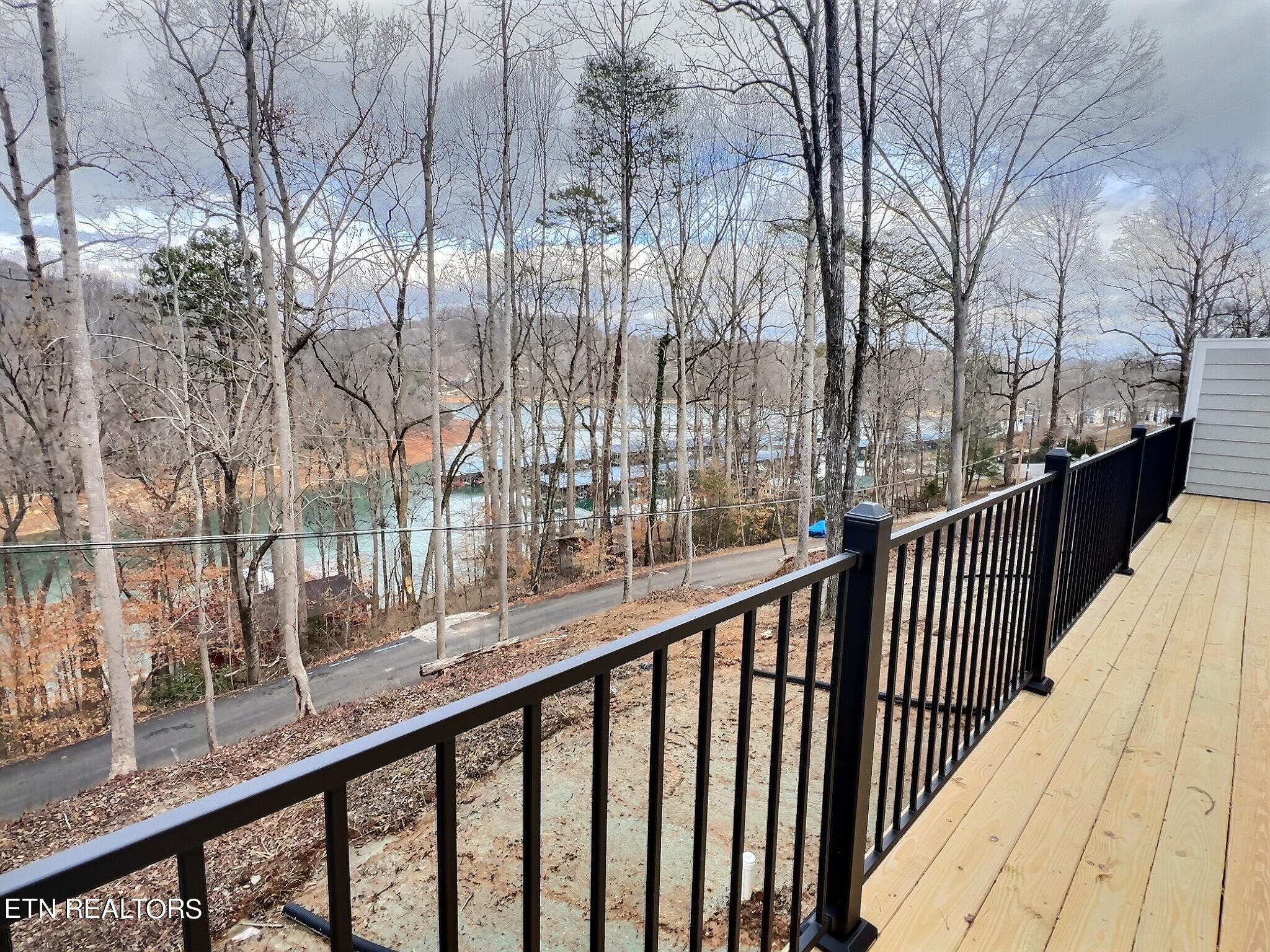 Lindsay Mill Circle, 1