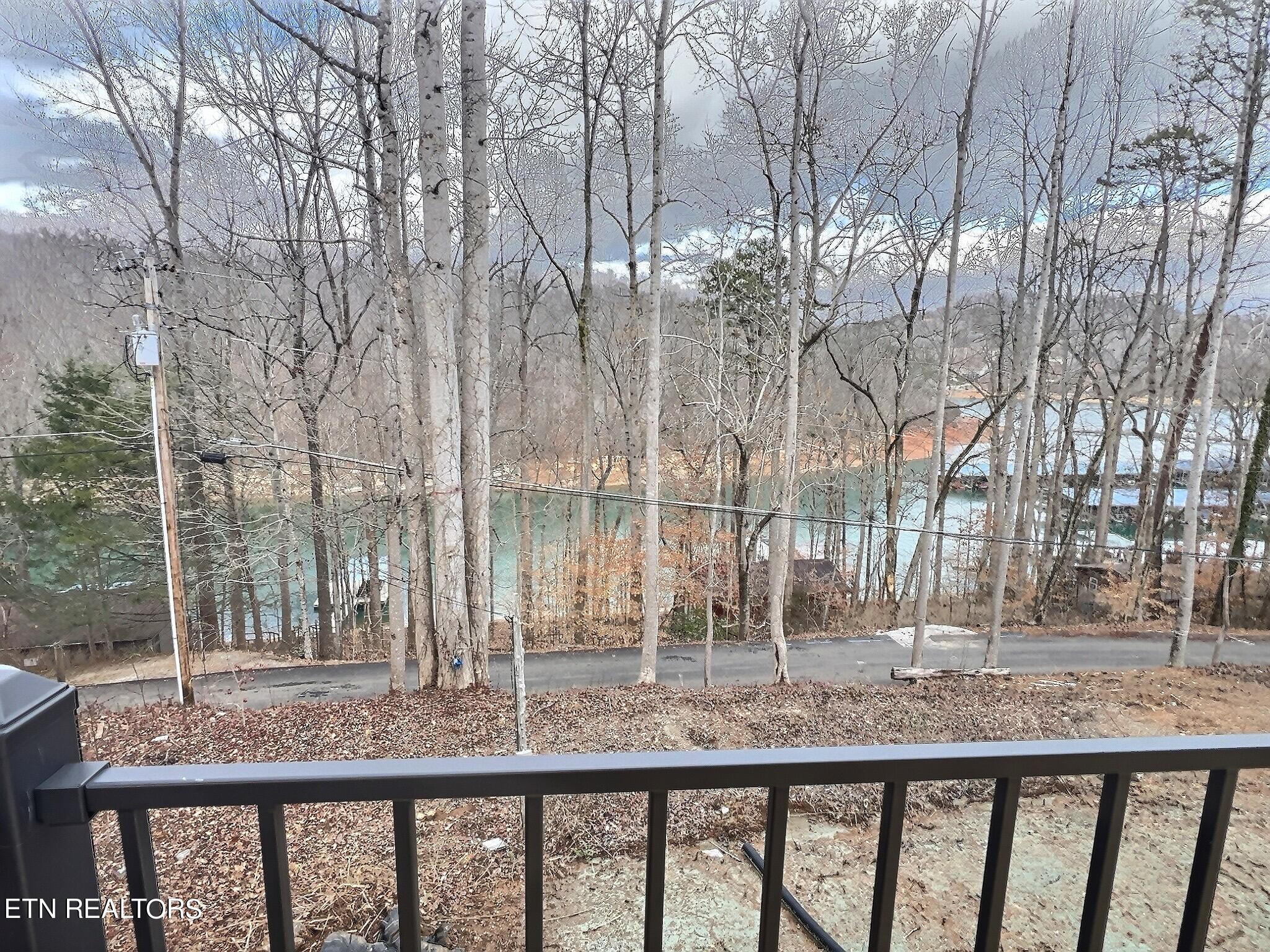 Lindsay Mill Circle, 1